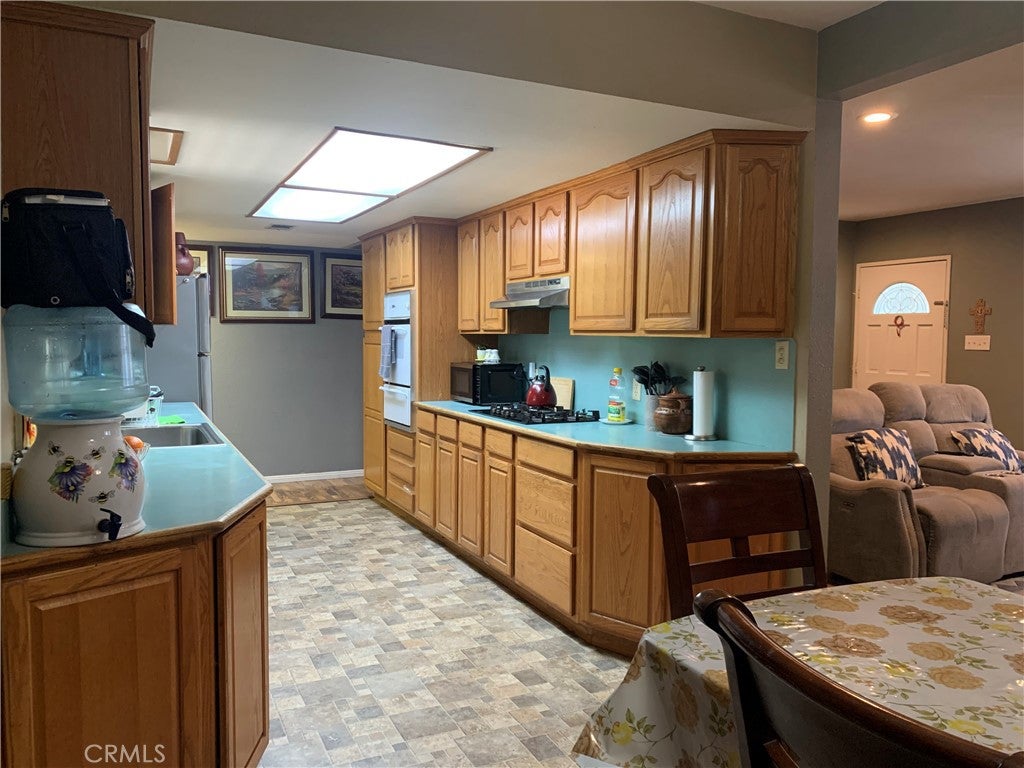 Calimesa, California, 92320, United States, 3 Bedrooms Bedrooms, ,2 BathroomsBathrooms,Residential,For Sale,1983855