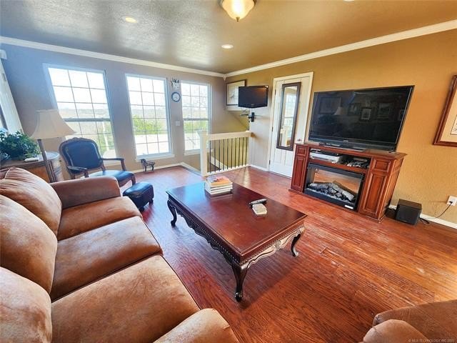 Cookson, Oklahoma, 74427, United States, 3 Bedrooms Bedrooms, ,2 BathroomsBathrooms,Residential,For Sale,2005296