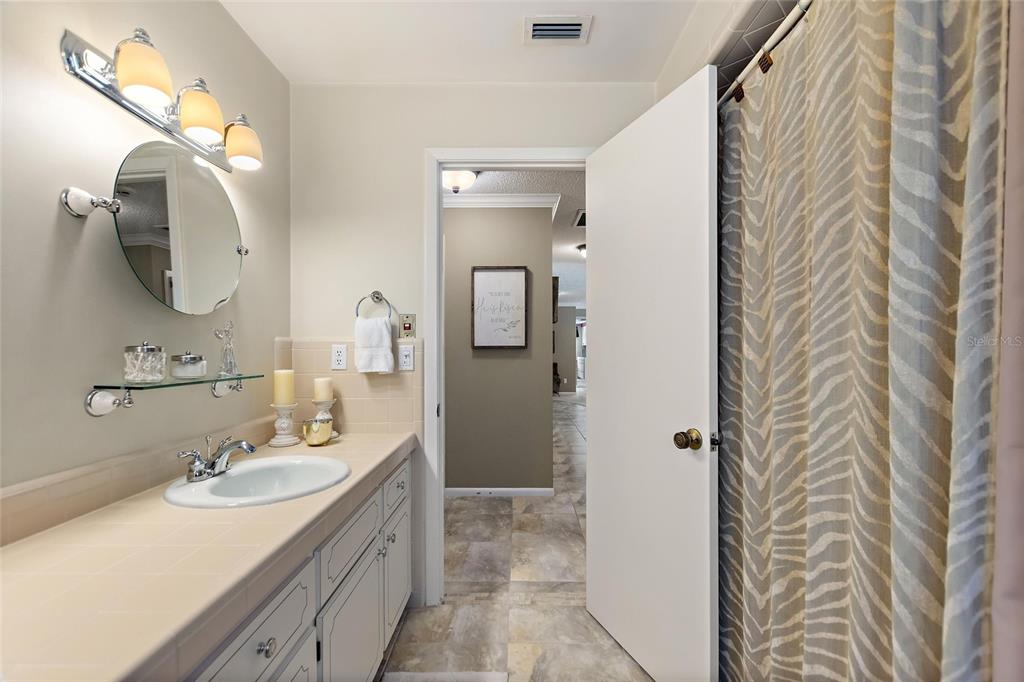 Winter Haven, Florida, 33881, United States, 4 Bedrooms Bedrooms, ,3 BathroomsBathrooms,Residential,For Sale,1911221