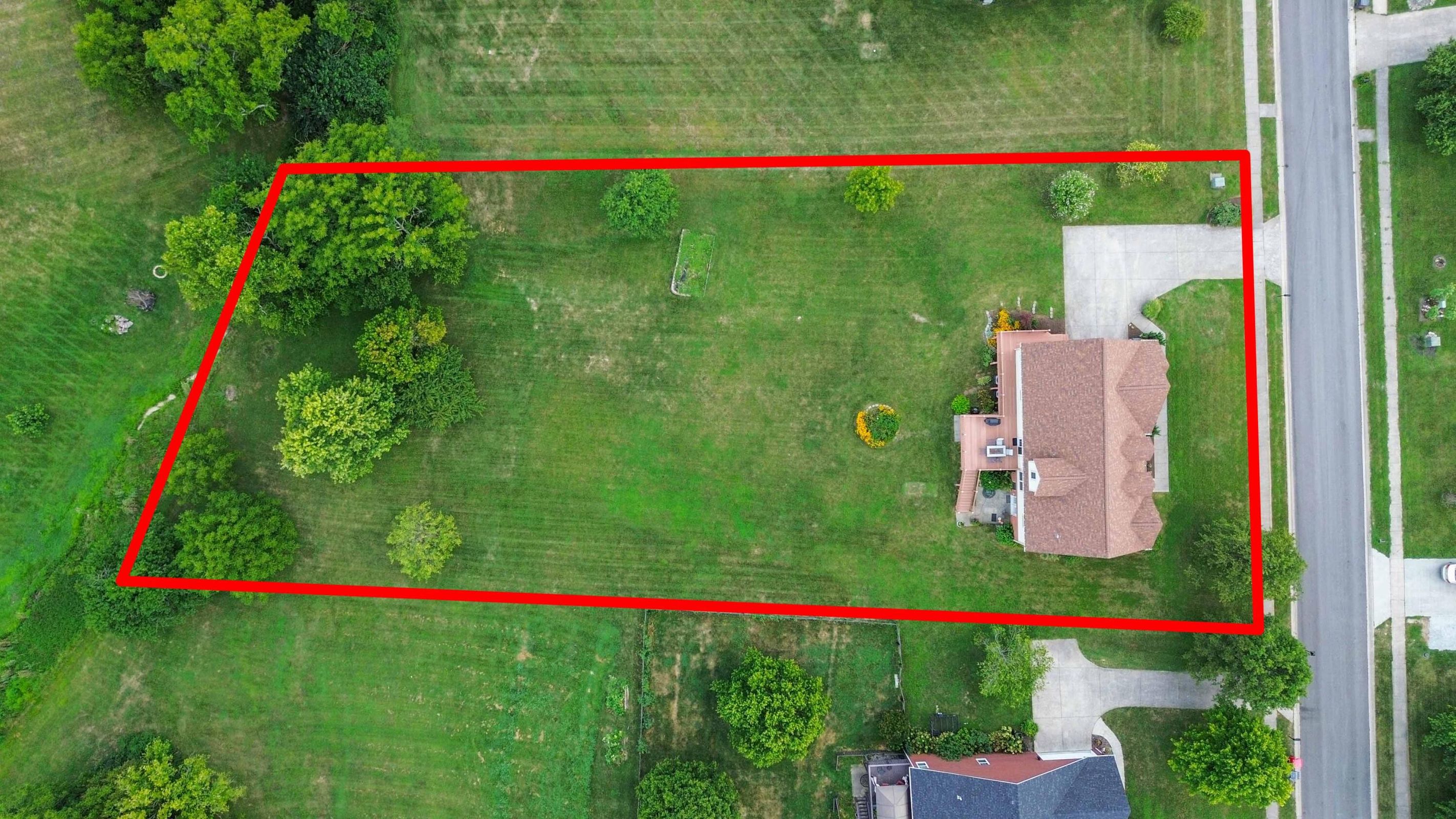 Richmond, Kentucky, 40475, United States, 4 Bedrooms Bedrooms, ,4 BathroomsBathrooms,Residential,For Sale,1910614