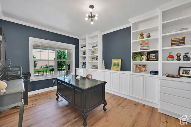 Kaysville, Utah, 84037, United States, 5 Bedrooms Bedrooms, ,4 BathroomsBathrooms,Residential,For Sale,1935235