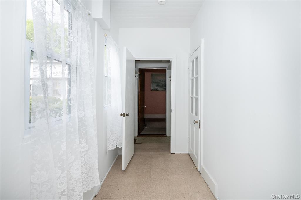Bronx, New York, 10464, United States, 4 Bedrooms Bedrooms, ,Residential,For Sale,1937282