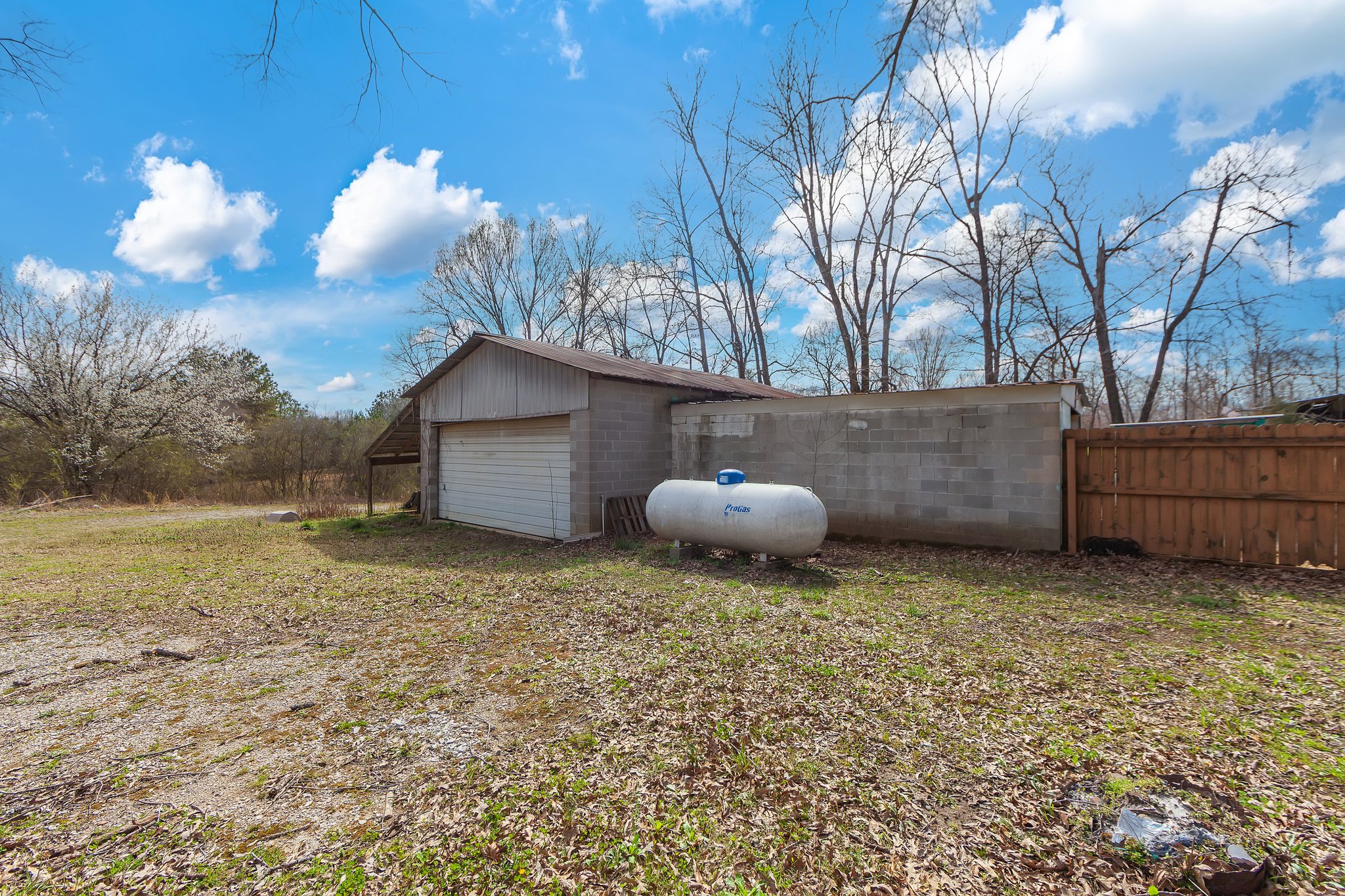 Beech Bluff, Tennessee, 38313, United States, 5 Bedrooms Bedrooms, ,3 BathroomsBathrooms,Residential,For Sale,1743753
