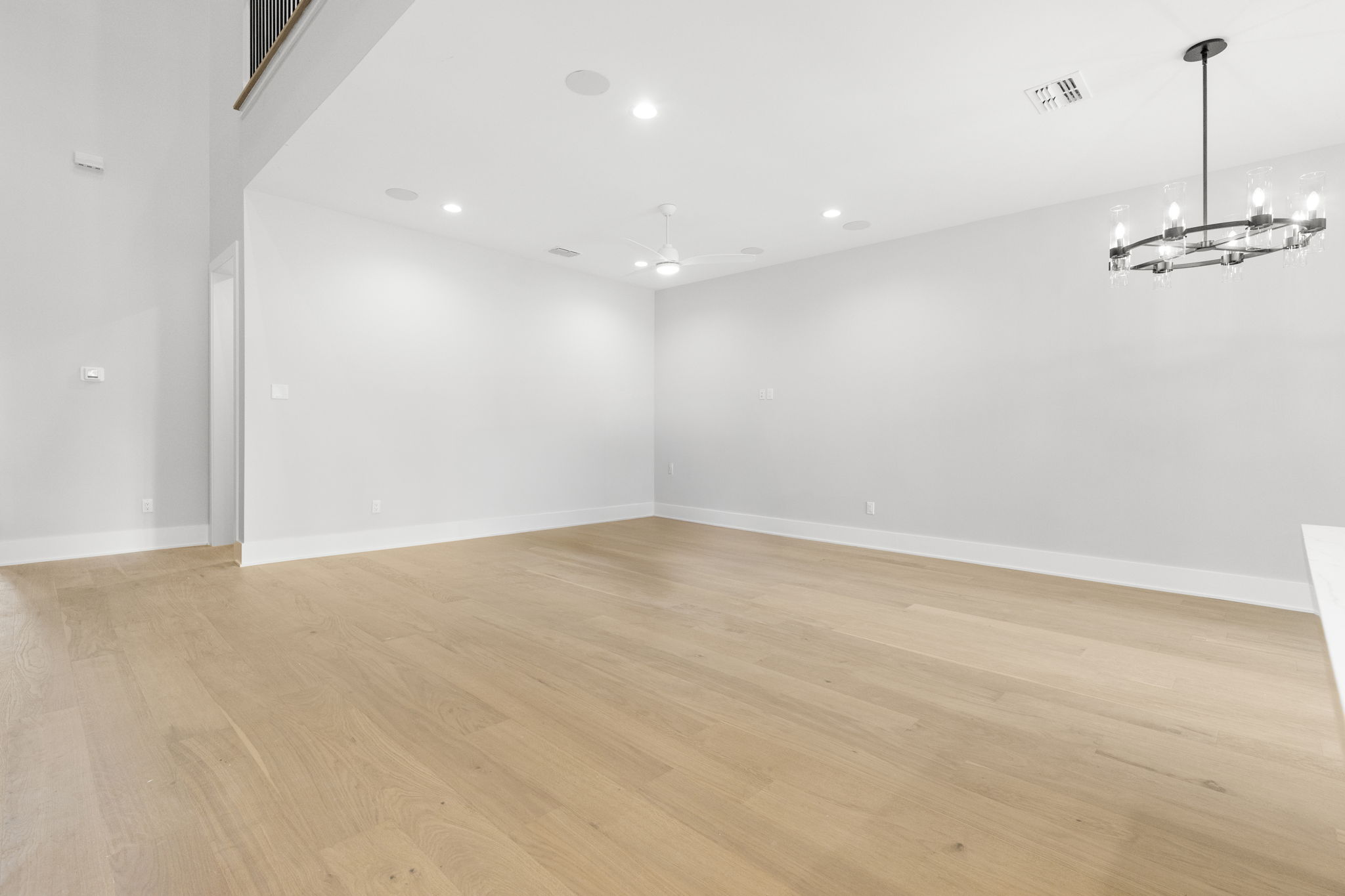 Tampa, Florida, 33609, United States, 3 Bedrooms Bedrooms, ,4 BathroomsBathrooms,Residential,For Sale,1900707