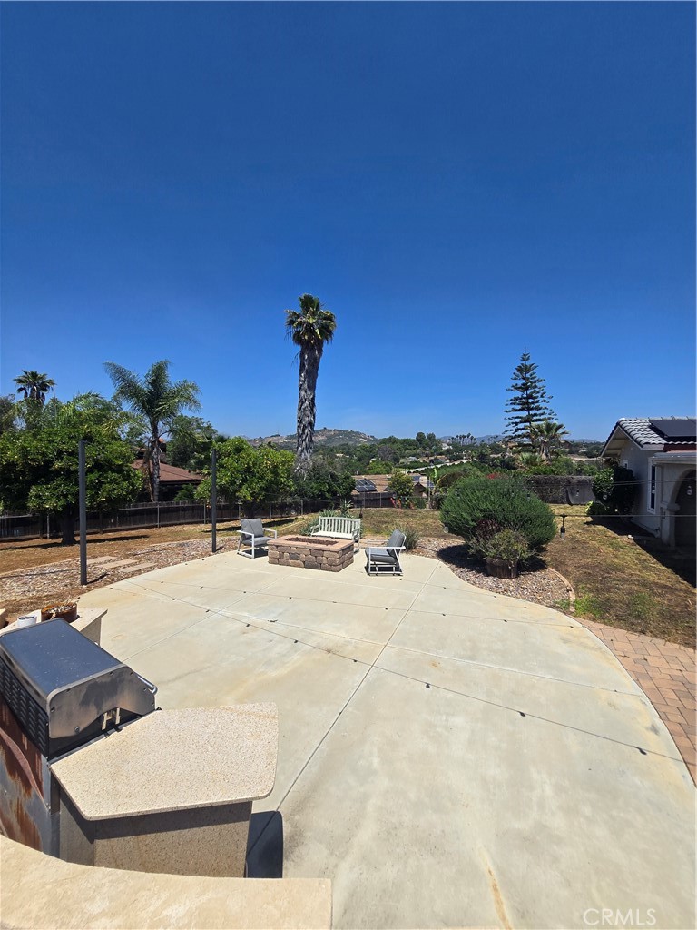 Escondido, California, 92025, United States, 3 Bedrooms Bedrooms, ,2 BathroomsBathrooms,Residential,For Sale,1825178
