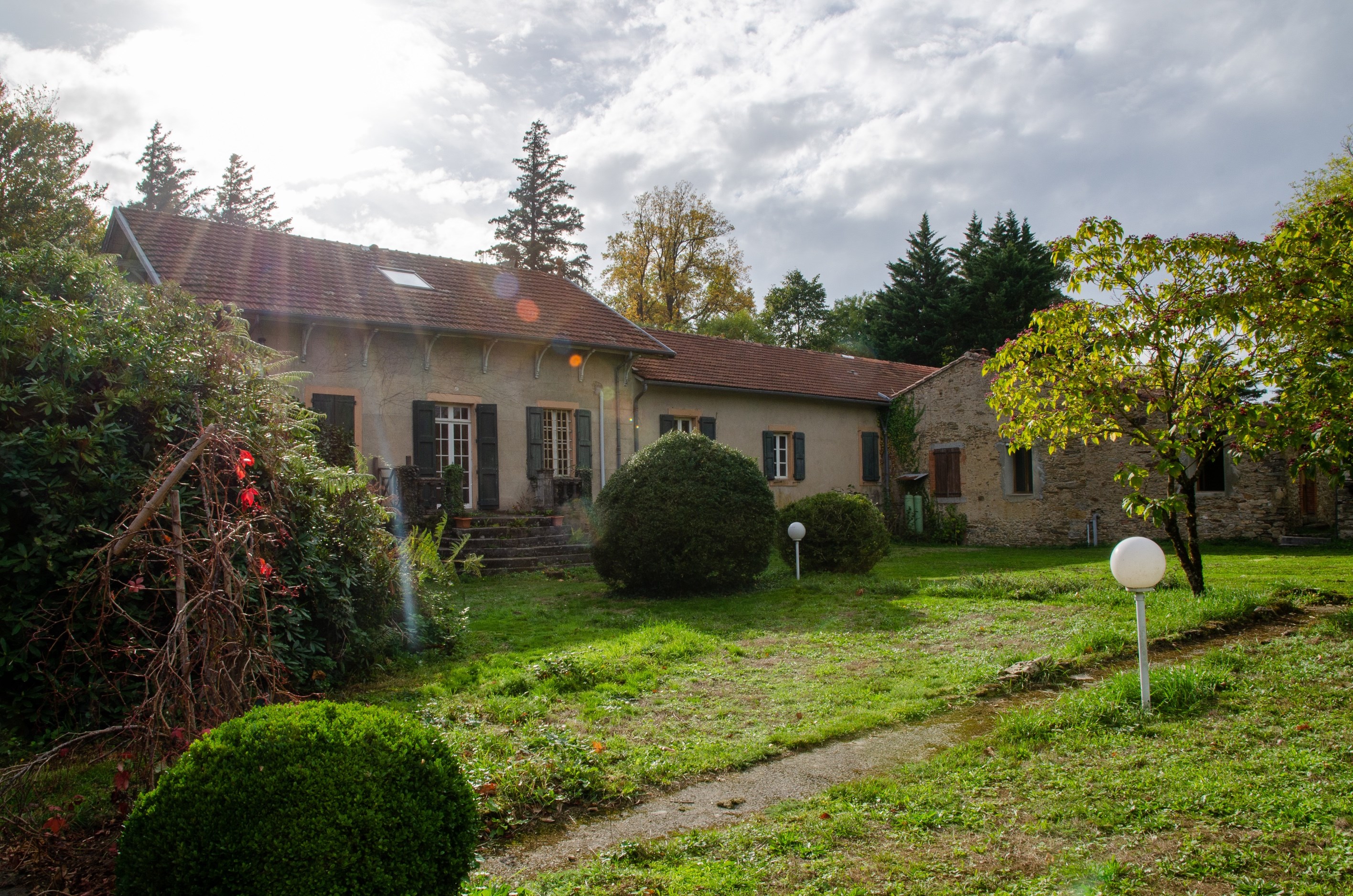  Maison de Maître and gîtes with a view of the Montagne Noire - 物件實景