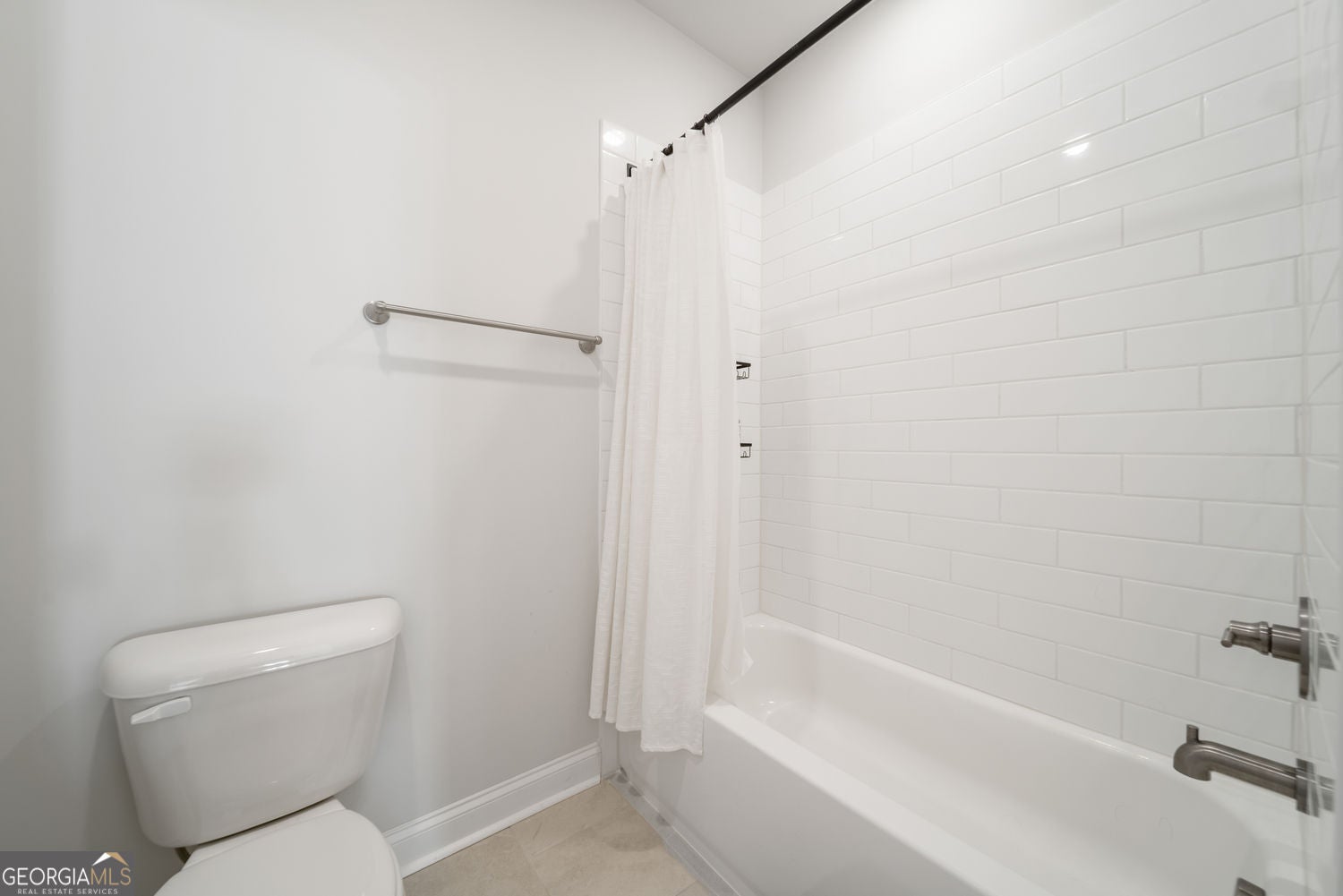 Buford, Georgia, 30518, United States, 5 Bedrooms Bedrooms, ,3 BathroomsBathrooms,Residential,For Sale,2006599