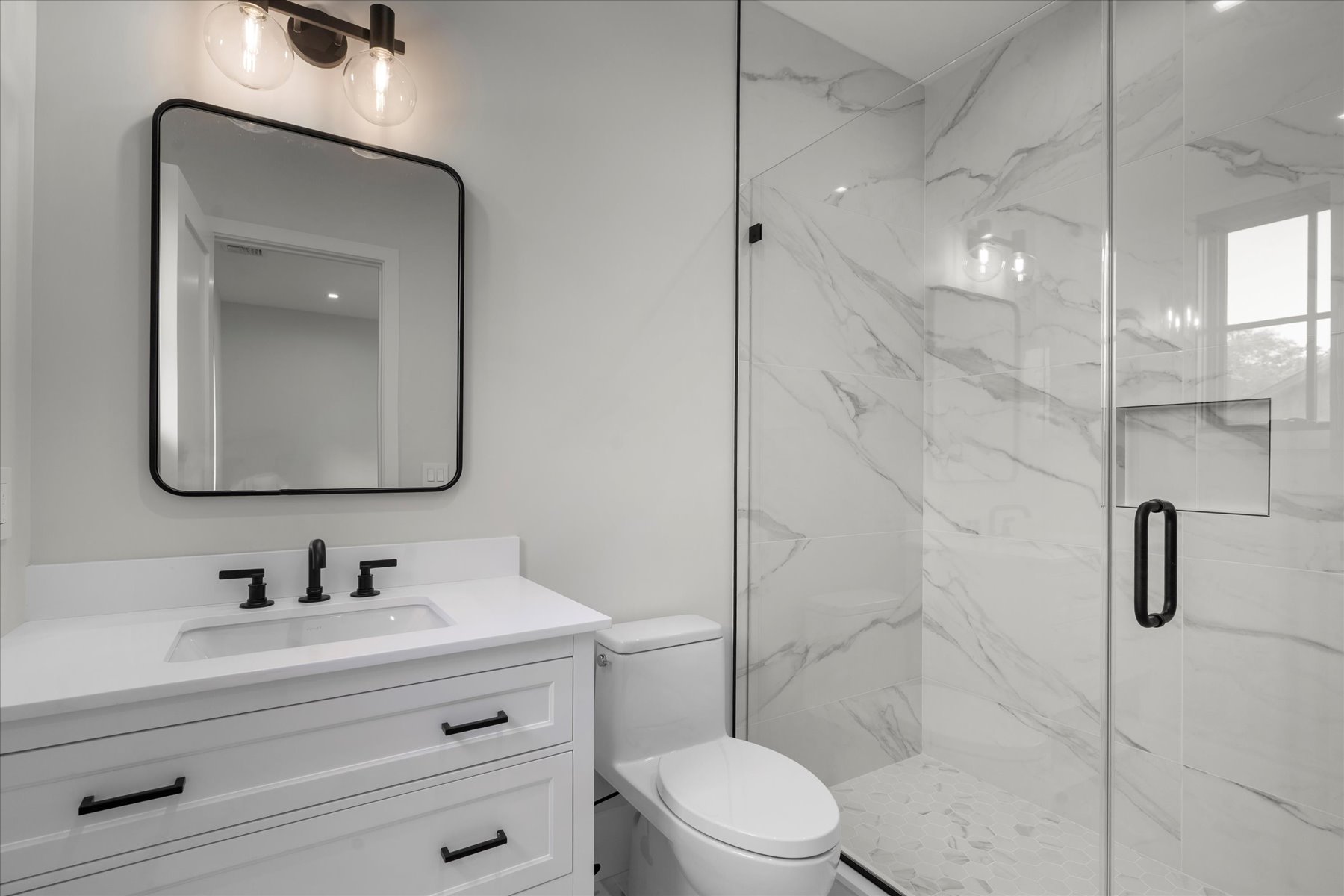 Quiogue, New York, 11978, United States, 5 Bedrooms Bedrooms, ,5 BathroomsBathrooms,Residential,For Sale,1751260