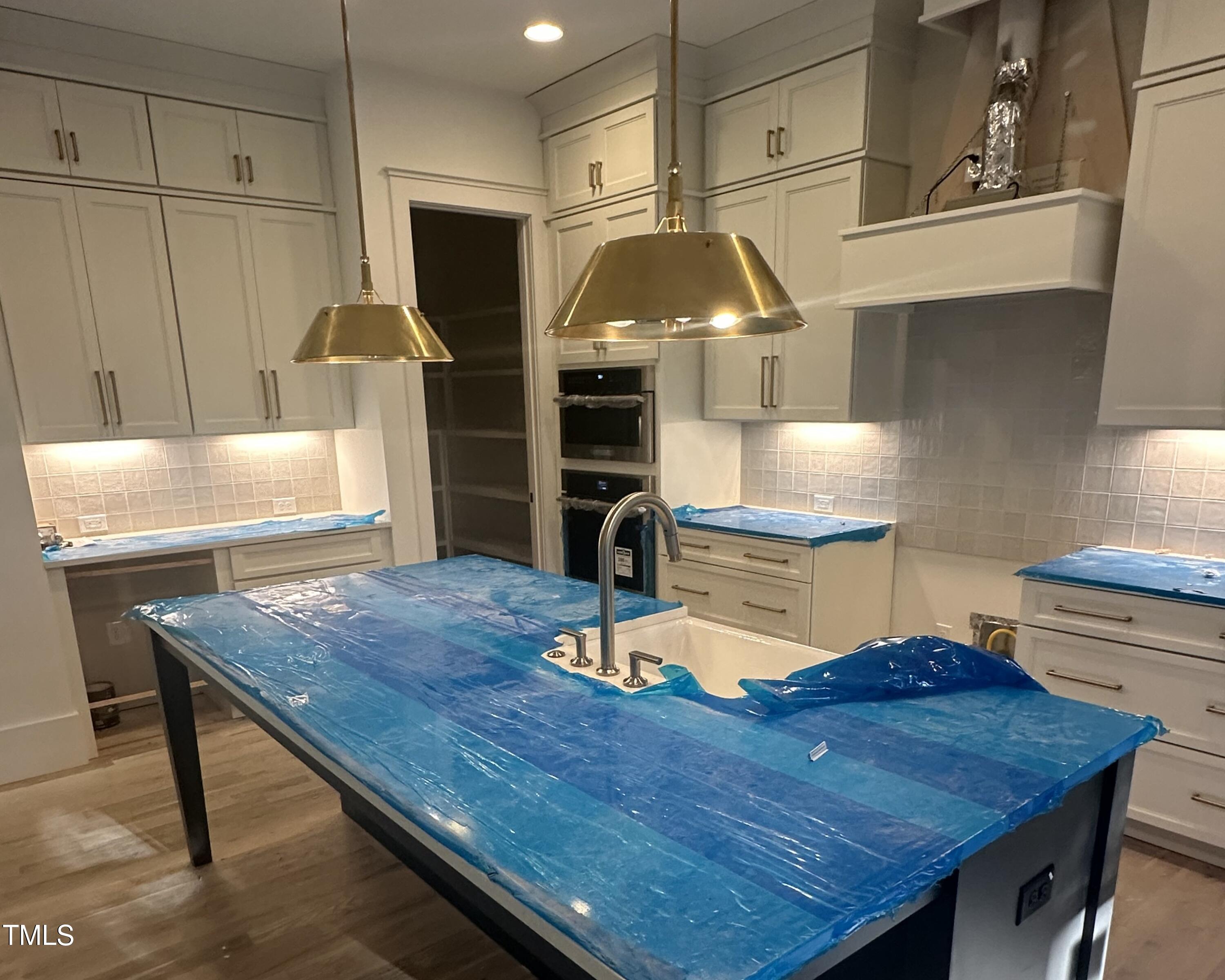 Raleigh, North Carolina, 27612, United States, 5 Bedrooms Bedrooms, ,4 BathroomsBathrooms,Residential,For Sale,1837453