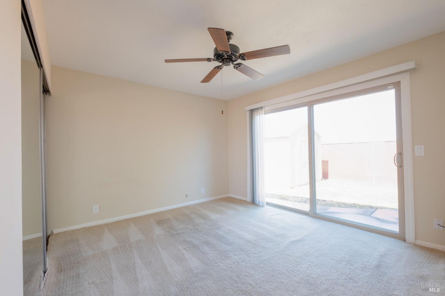 Vallejo, California, 94589, United States, 4 Bedrooms Bedrooms, ,2 BathroomsBathrooms,Residential,For Sale,1948983