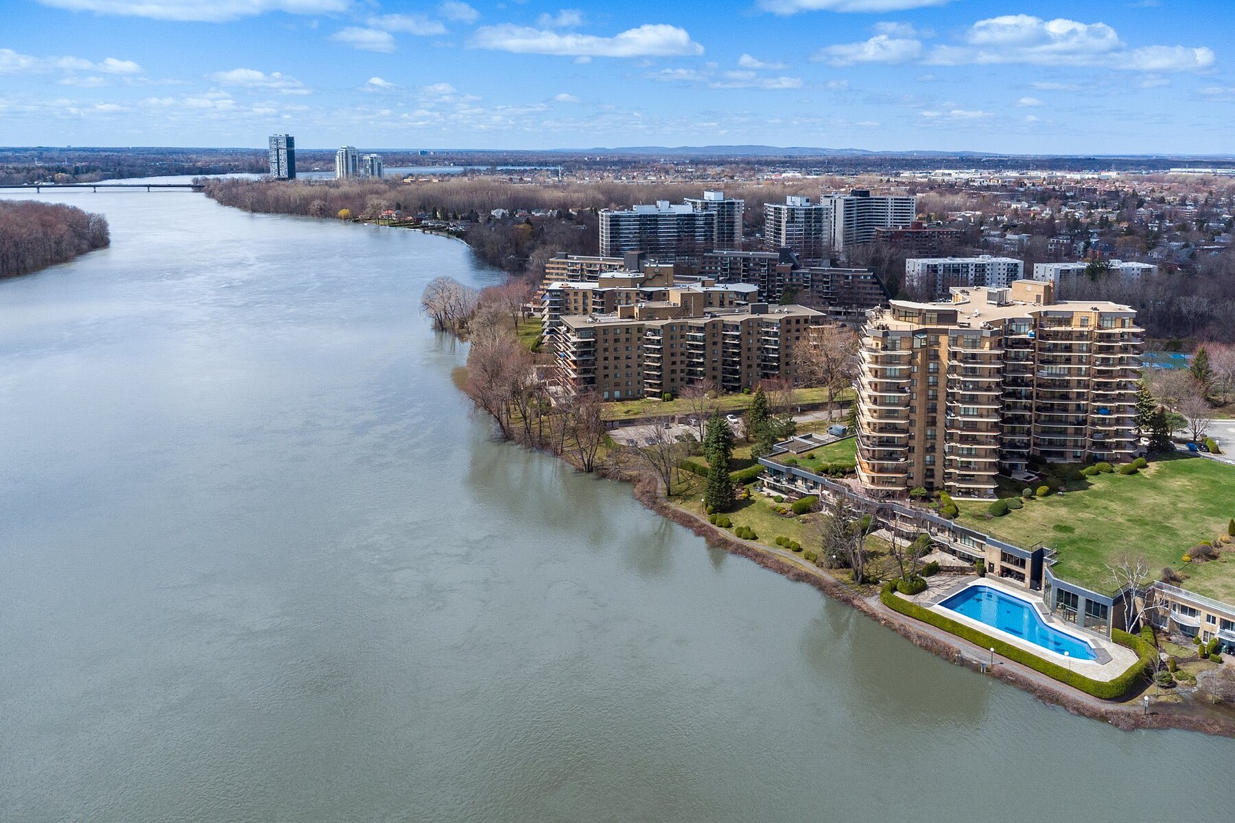  Chomedey, Laval - 物件實景