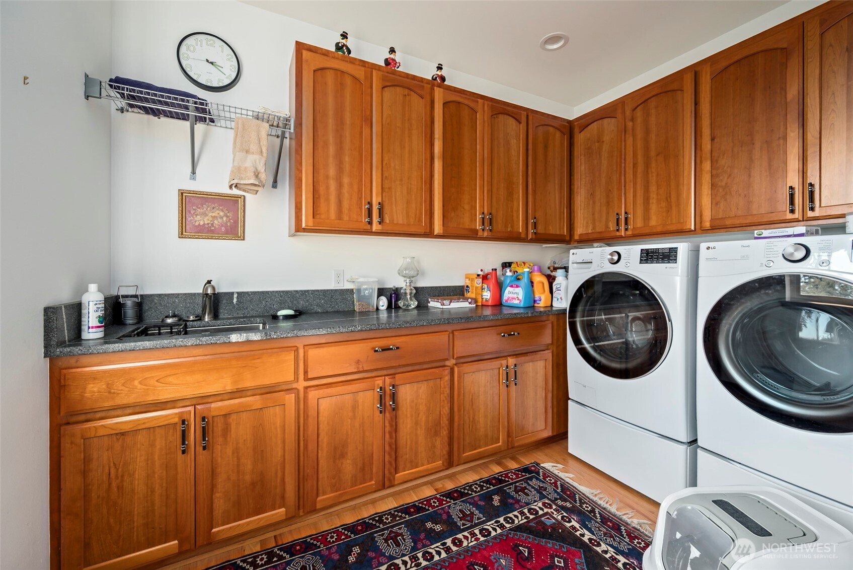 La Conner, Washington, 98257, United States, 2 Bedrooms Bedrooms, ,4 BathroomsBathrooms,Residential,For Sale,1951014