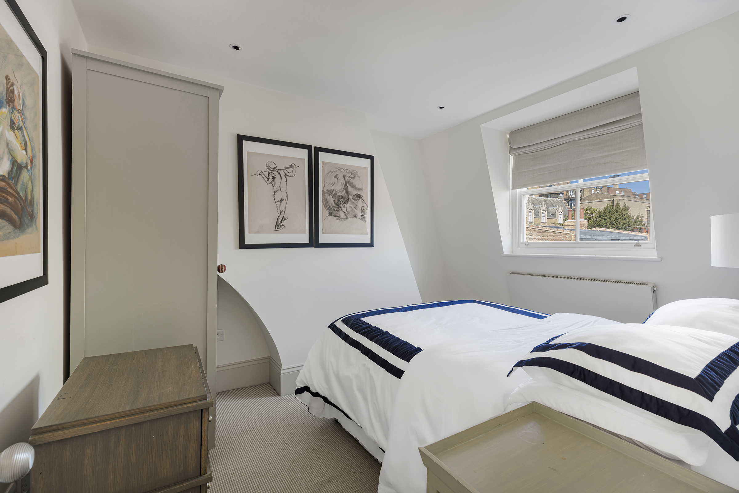 A Light-Filled Freehold House with a 45ft Garden in Prime Kensington - 物件實景
