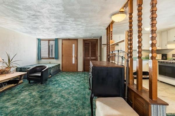 Revere, Massachusetts, 02151, United States, 4 Bedrooms Bedrooms, ,3 BathroomsBathrooms,Residential,For Sale,1920363