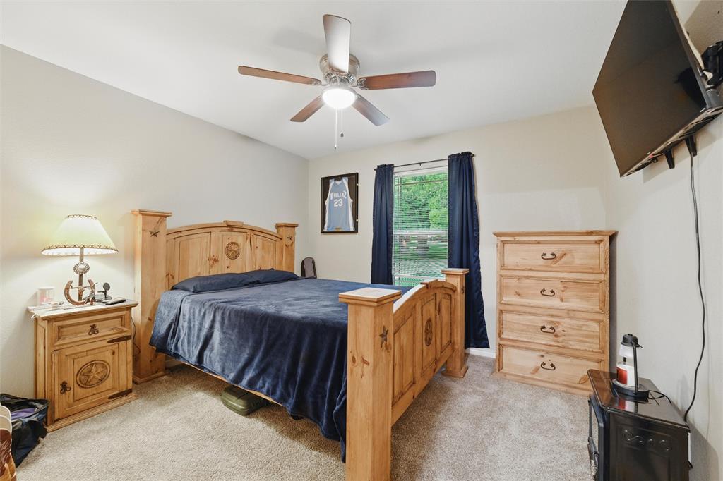 Weatherford, Texas, 76088, United States, 5 Bedrooms Bedrooms, ,4 BathroomsBathrooms,Residential,For Sale,1920303