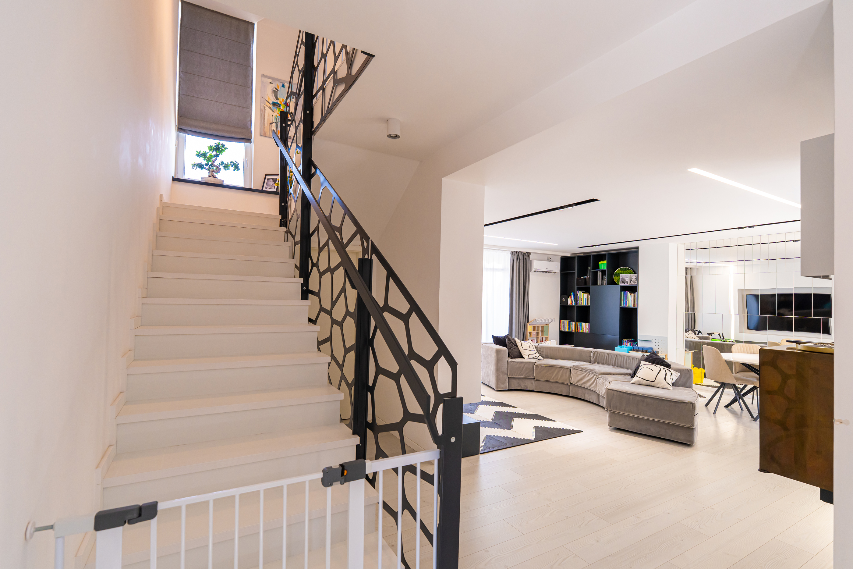  Four-Room Penthouse with Easy Access to Cluj-Napoca’s Business District - 物件實景