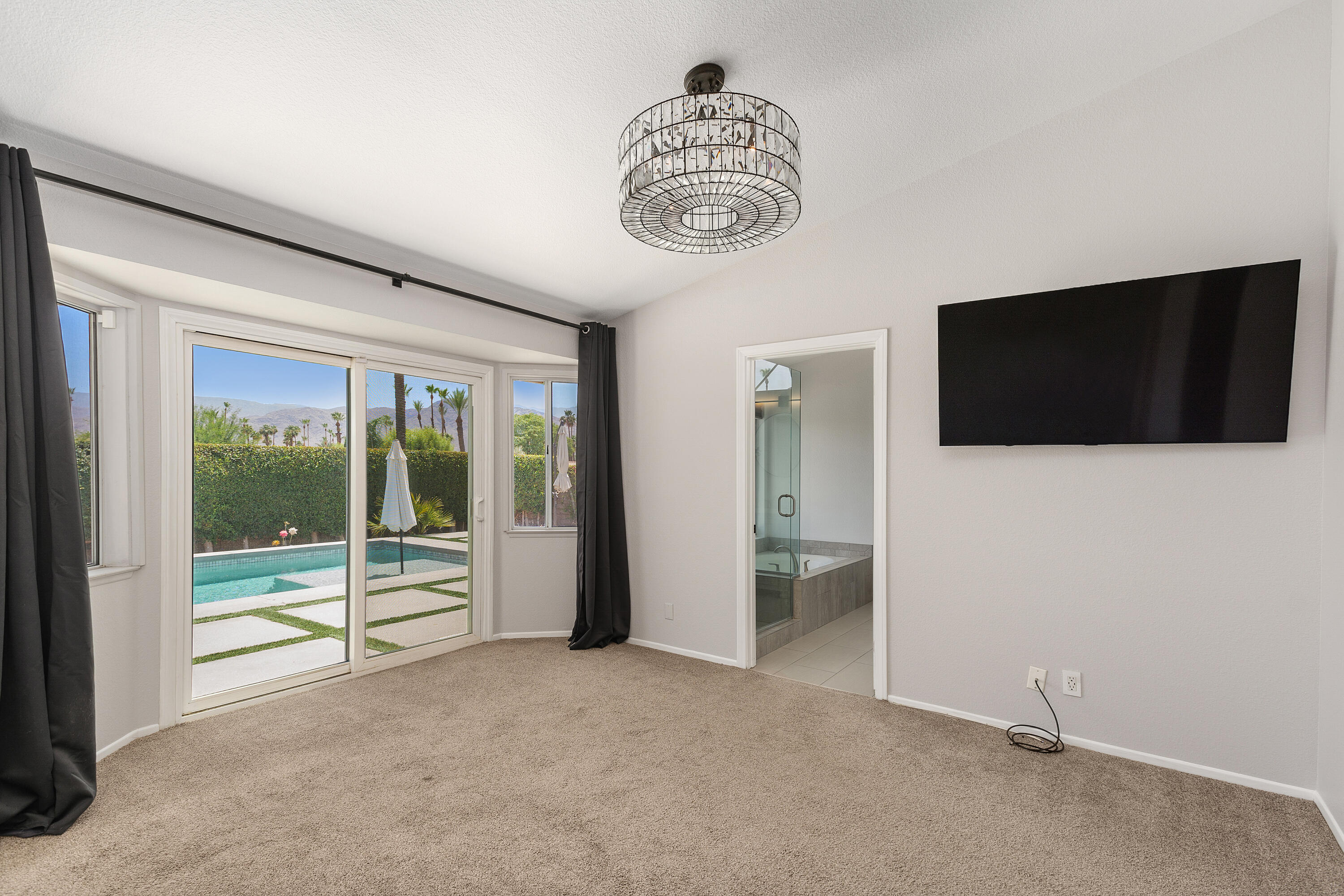 Rancho Mirage, California, 92270, United States, 4 Bedrooms Bedrooms, ,3 BathroomsBathrooms,Residential,For Sale,1927211