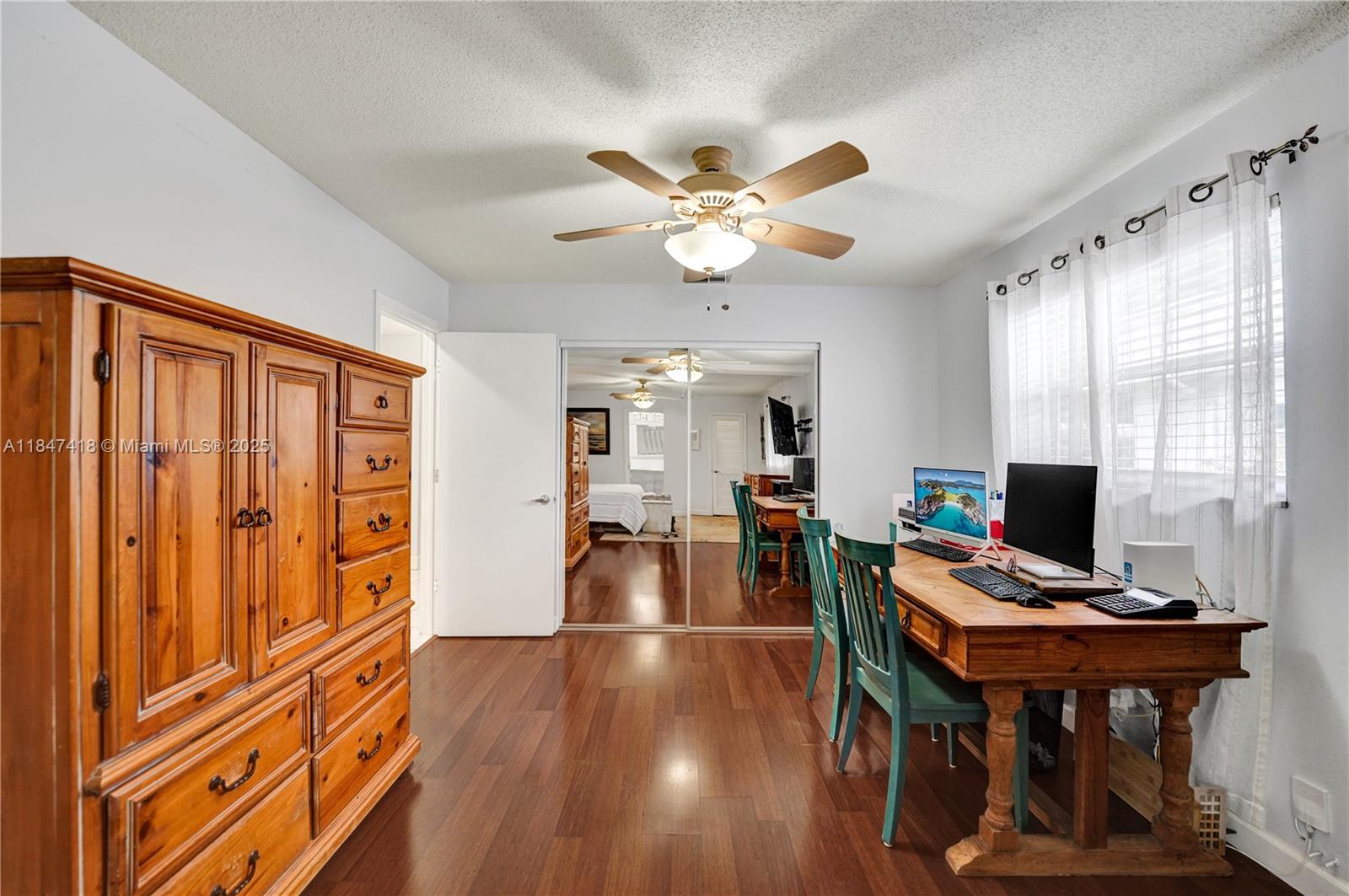 Plantation, Florida, 33313, United States, 4 Bedrooms Bedrooms, ,2 BathroomsBathrooms,Residential,For Sale,1903667