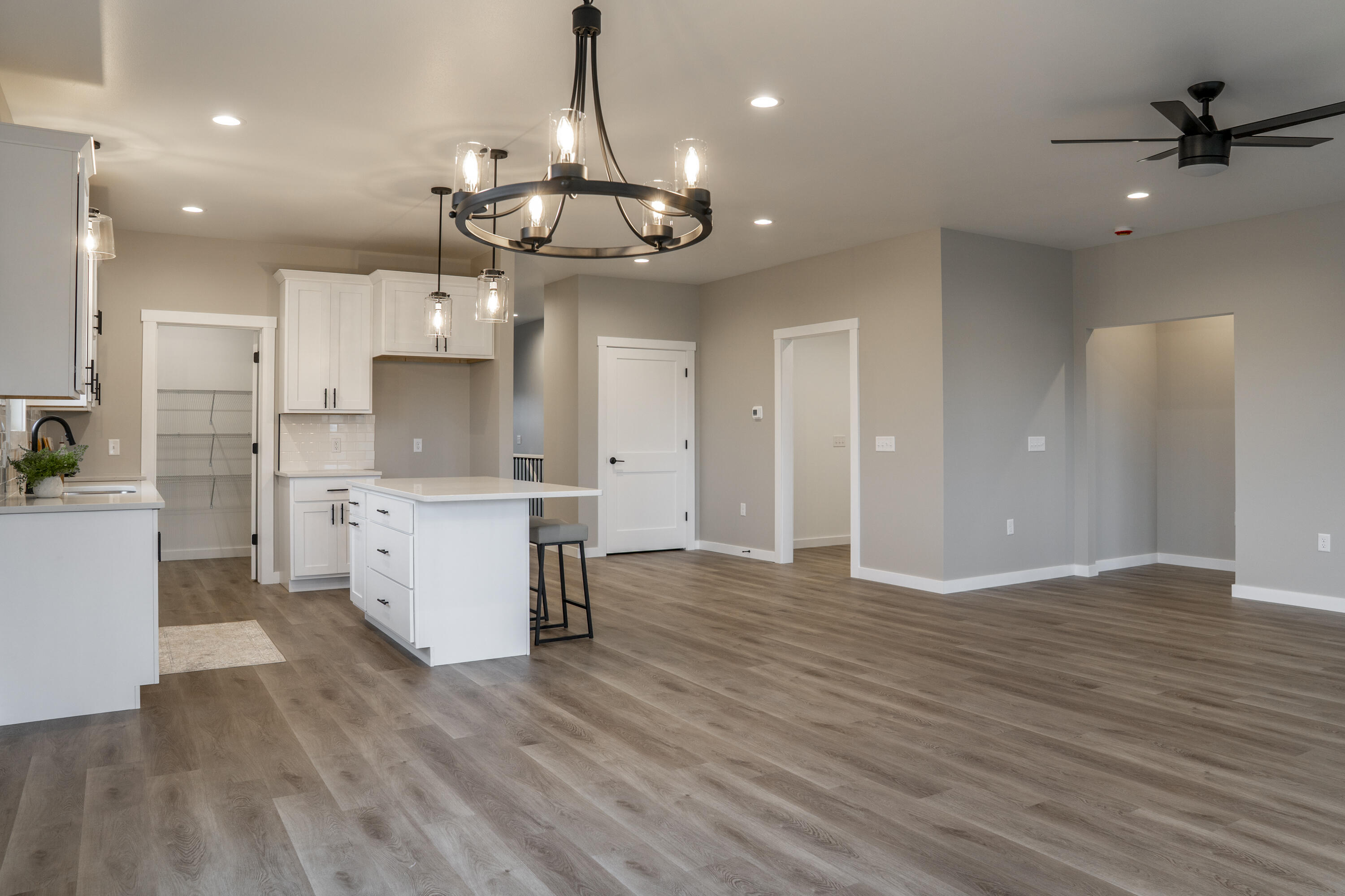 Shelby, Wisconsin, 54601, United States, 3 Bedrooms Bedrooms, ,3 BathroomsBathrooms,Residential,For Sale,1966878