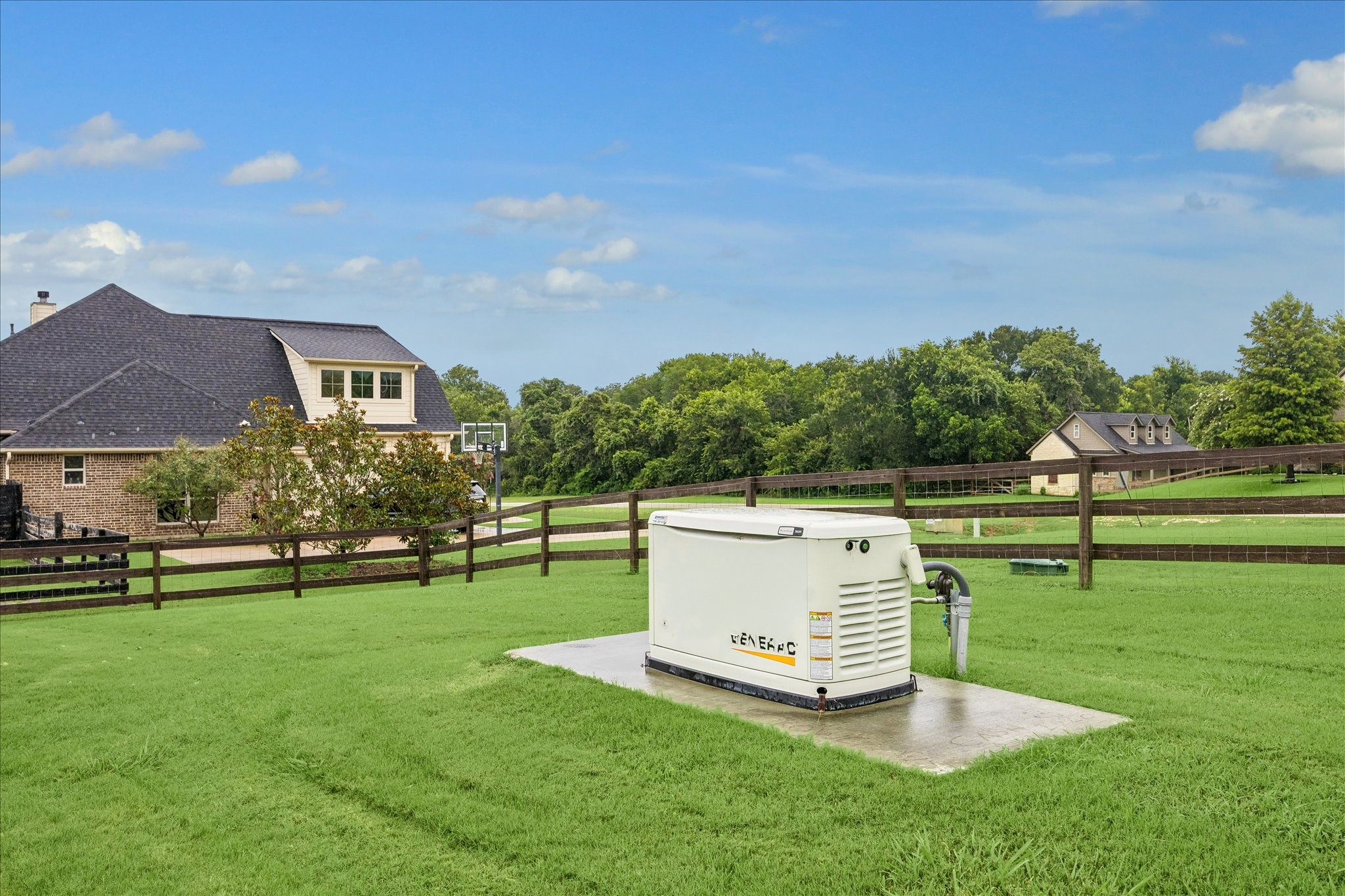  885 Amethyst Drive, Bellville, TX, 77418 - 物件實景