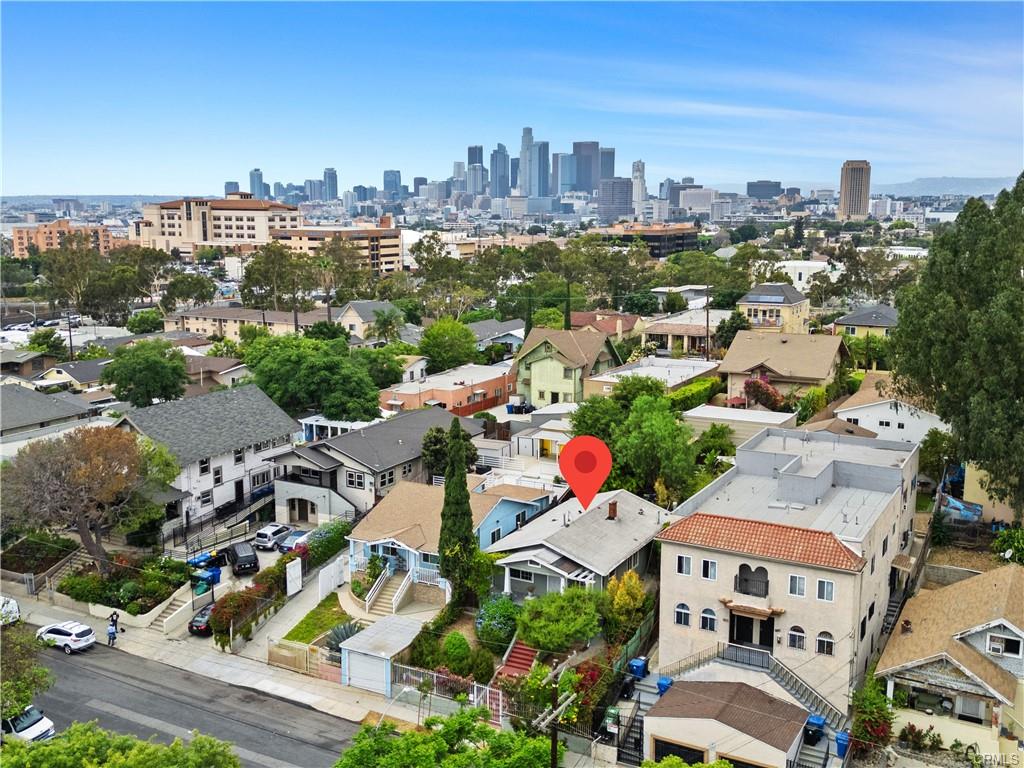 Los Angeles, California, 90033, United States, 3 Bedrooms Bedrooms, ,2 BathroomsBathrooms,Residential,For Sale,1935354
