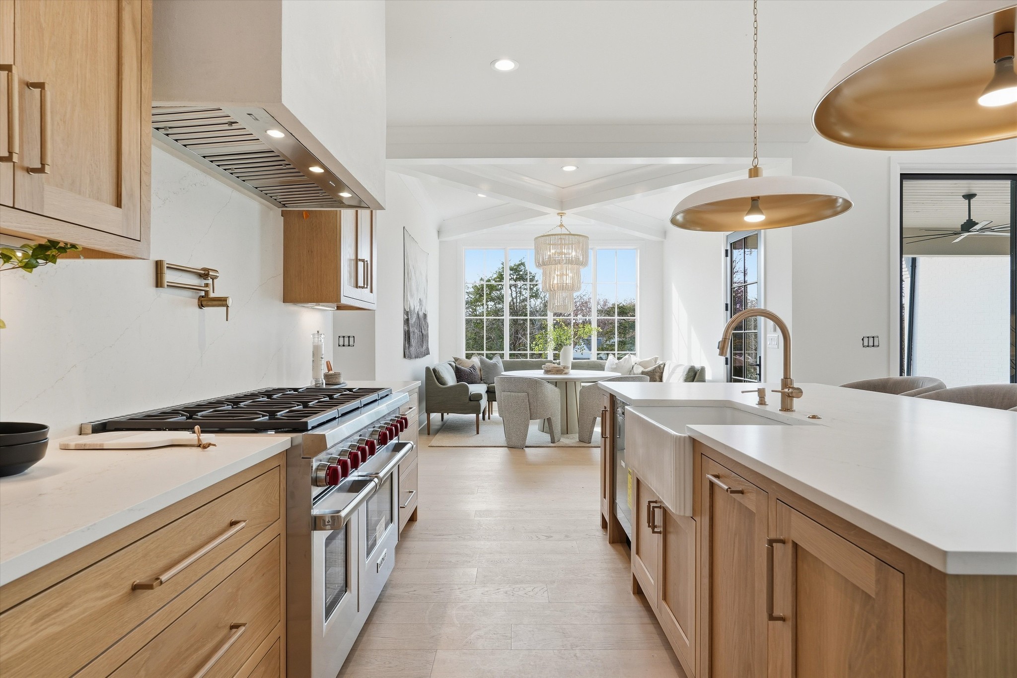 Nashville, Tennessee, 37205, United States, 5 Bedrooms Bedrooms, ,7 BathroomsBathrooms,Residential,For Sale,2002539