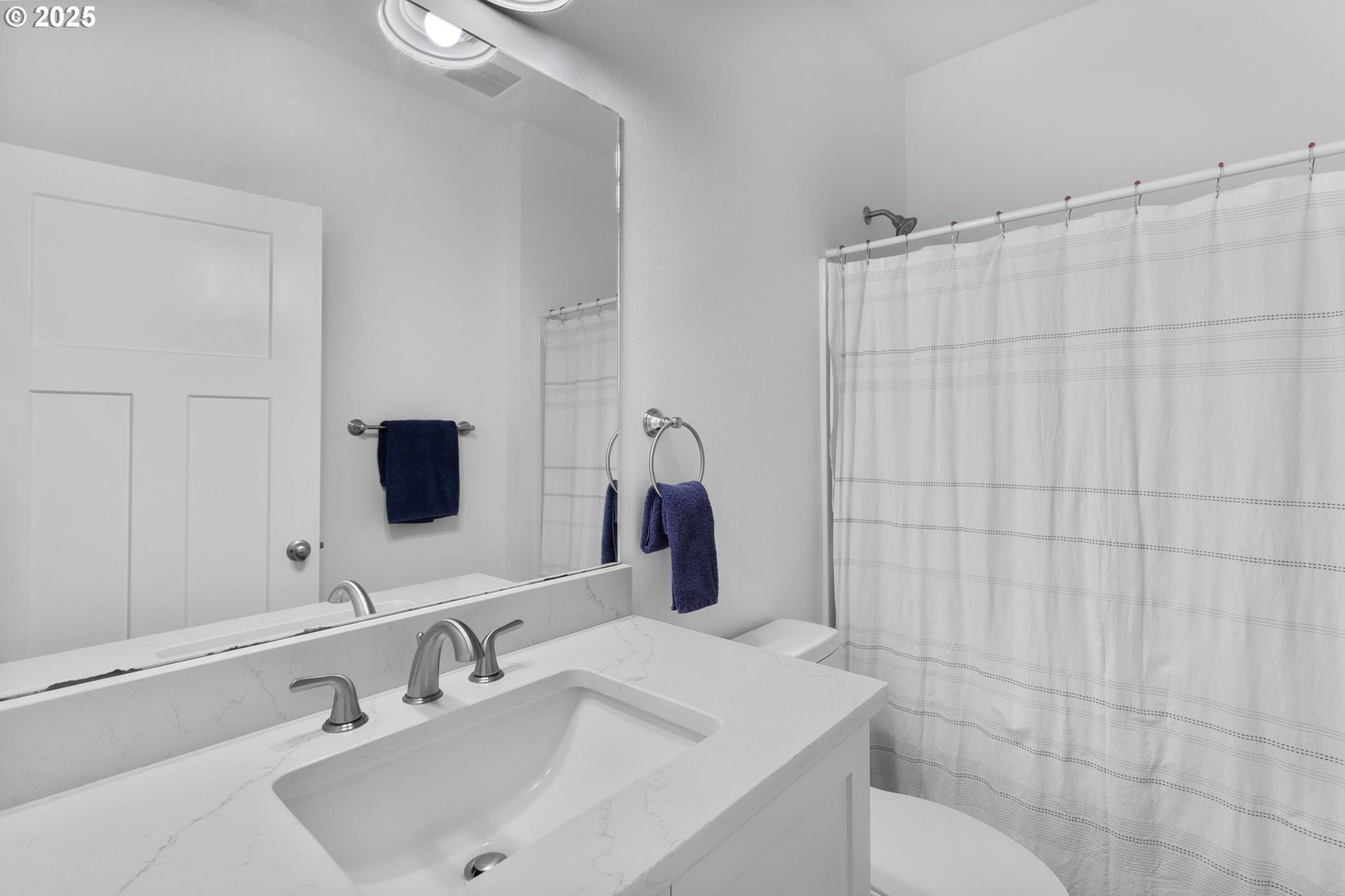Lincoln City, Oregon, 97367, United States, 2 Bedrooms Bedrooms, ,2 BathroomsBathrooms,Residential,For Sale,1806456