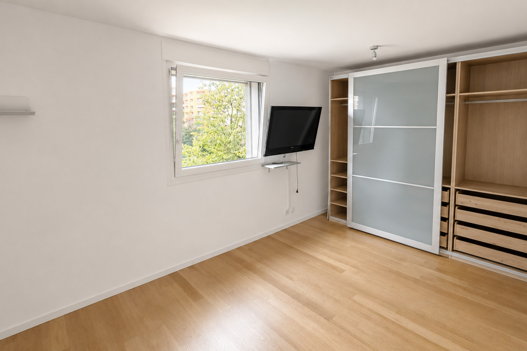  Modern lake view apartment near the city center - 物件實景