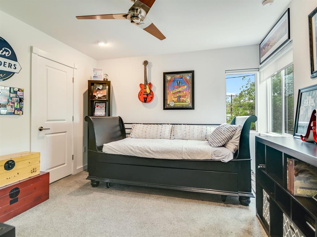 1215 Maple Ave, Austin, Texas, 78702, United States, 4 Bedrooms Bedrooms, ,4 BathroomsBathrooms,Residential,For Sale,1215 Maple Ave,1409568