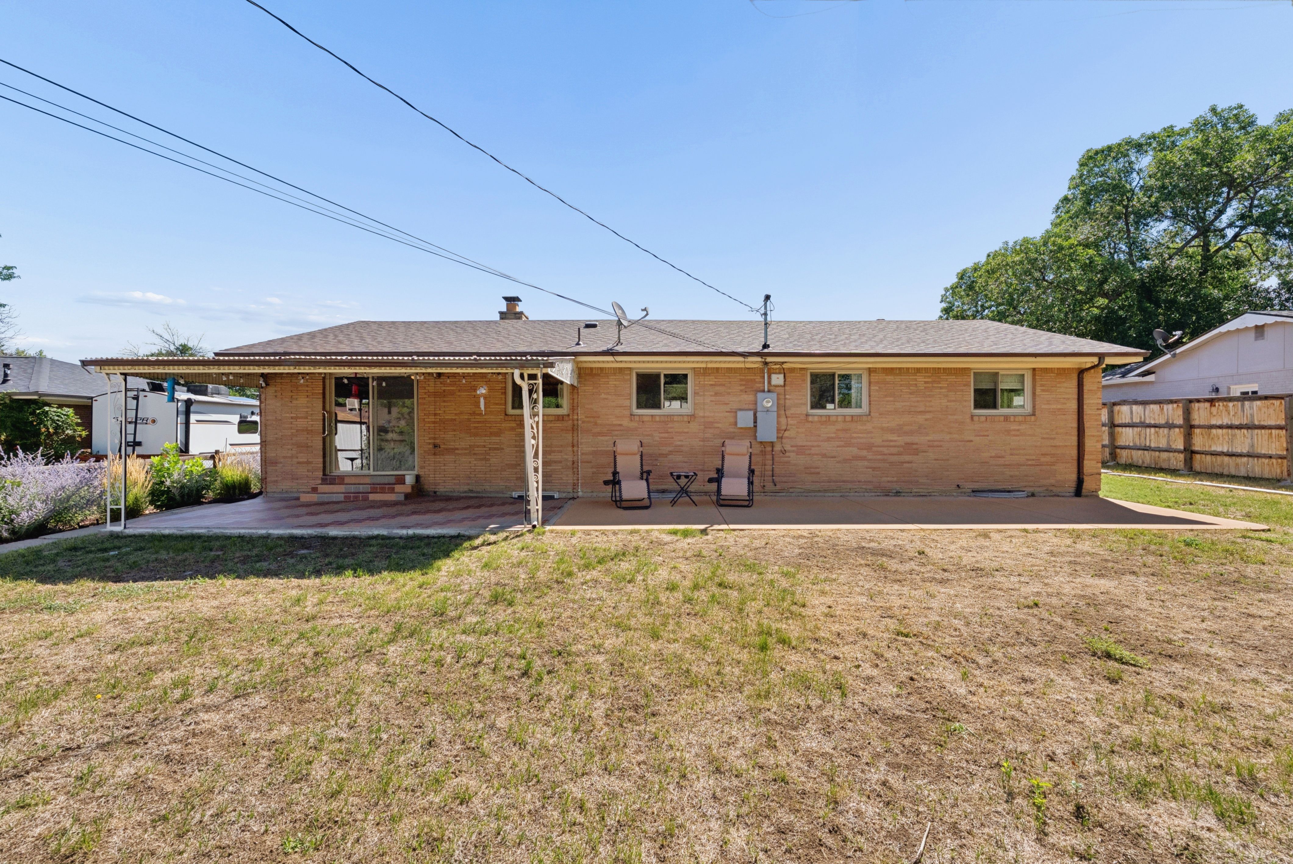  Lovingly Maintained Home in a Quiet Centennial Neighborhood - 物件實景