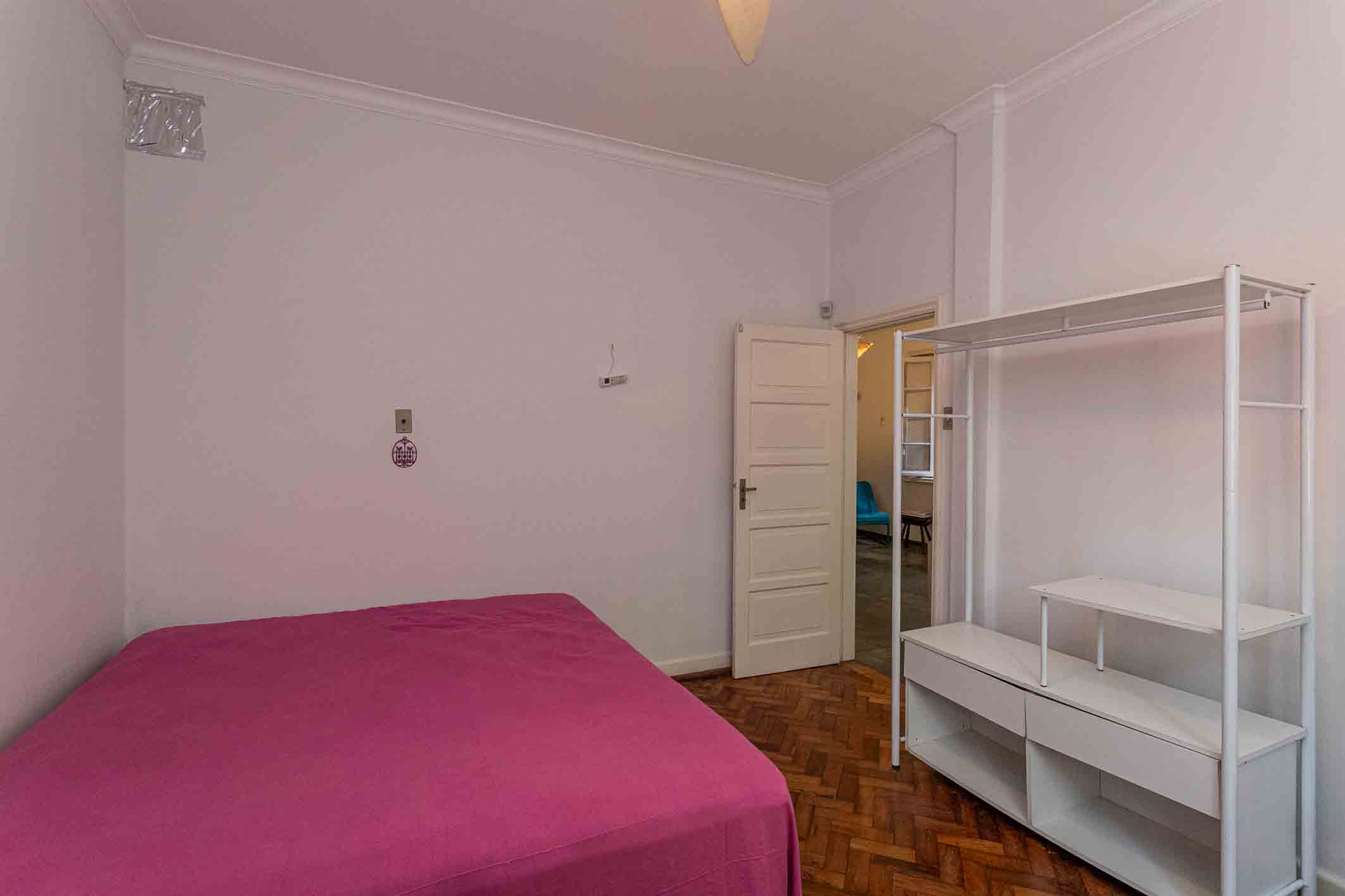  Spacious residence on a quiet street with landscaped garden - 物件實景