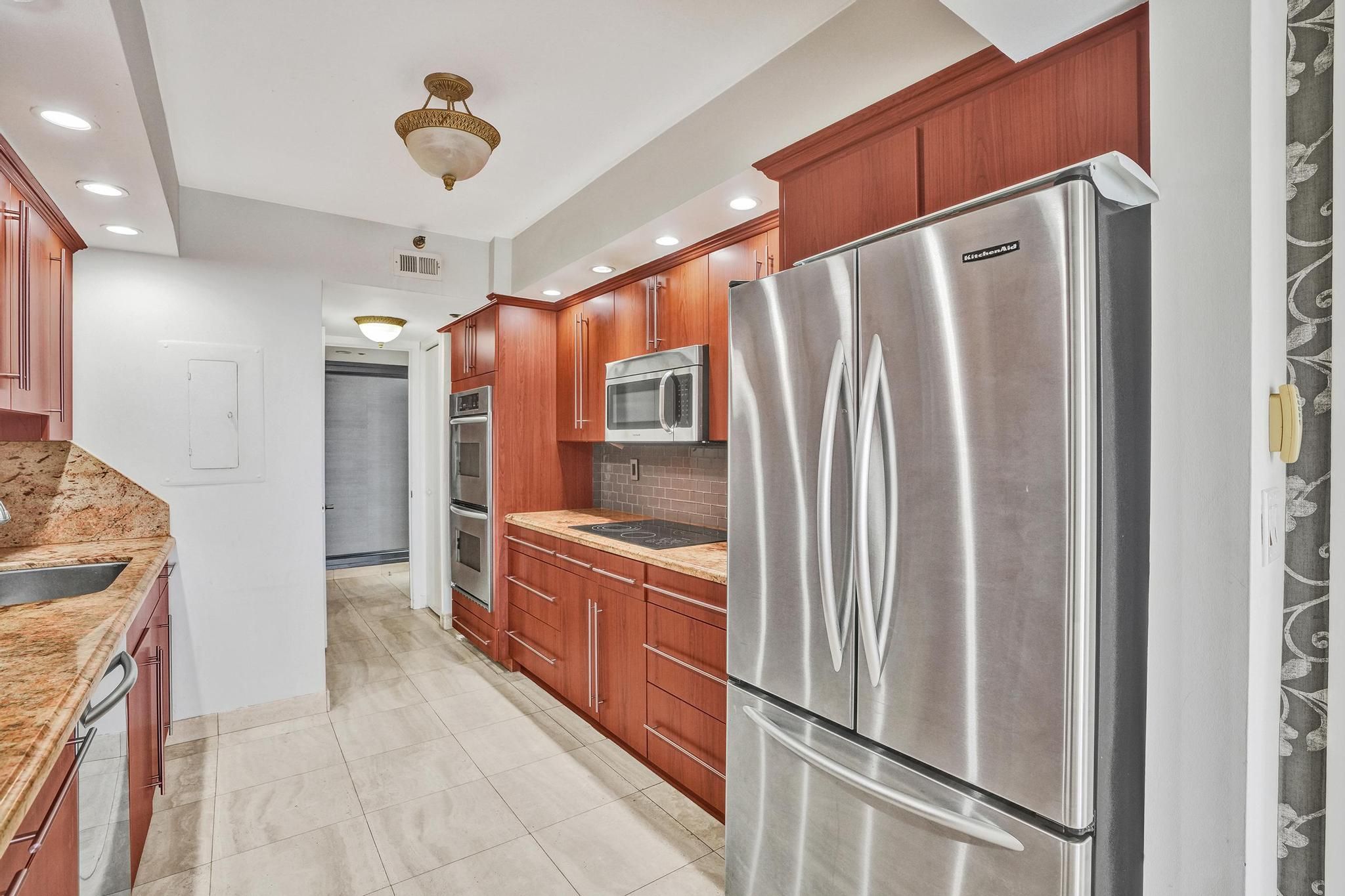  19355 Turnberry Way, Aventura, FL, 33180 - 物件實景