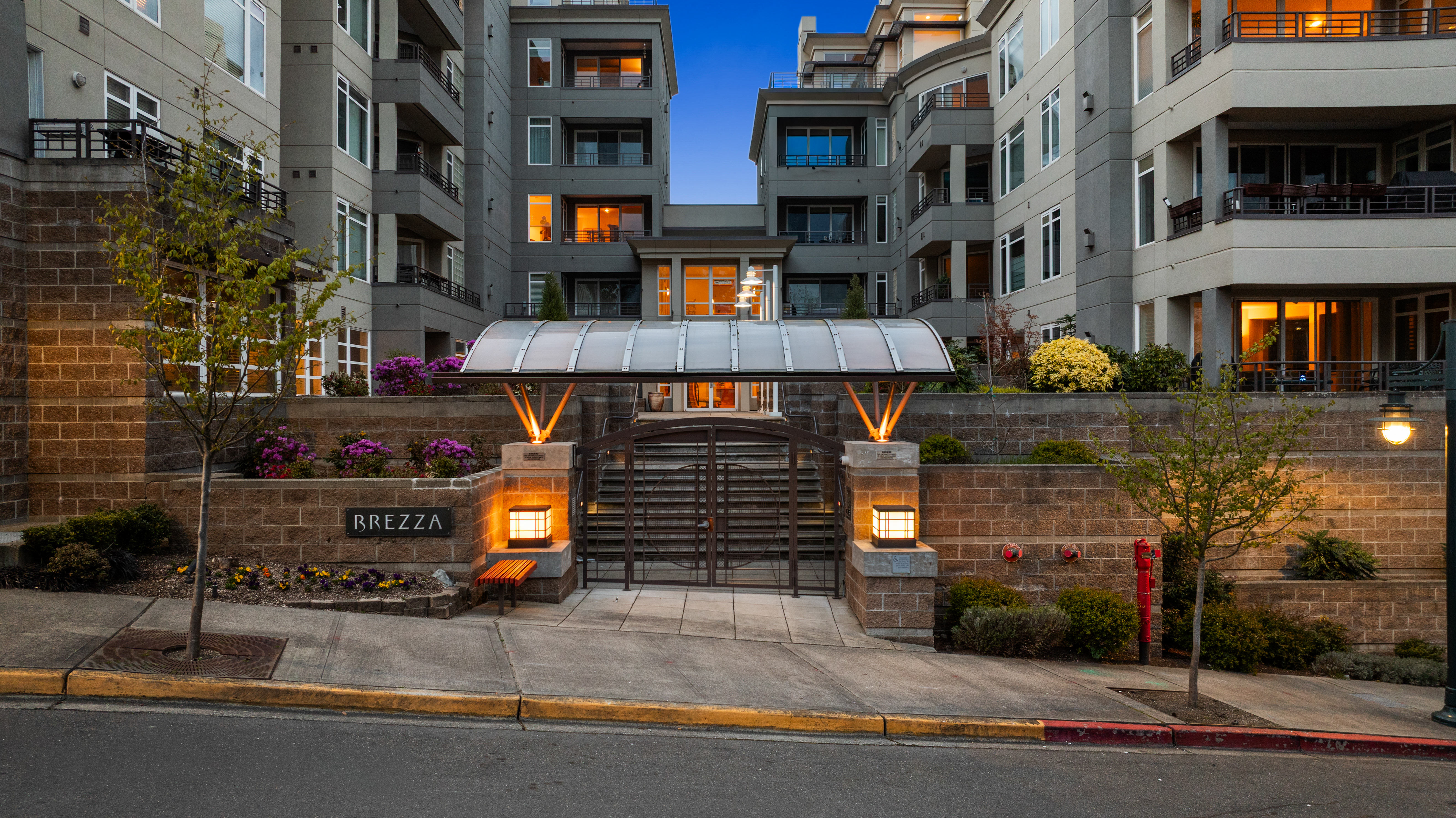  225 4th Avenue, Kirkland, WA 98033 - 物件實景