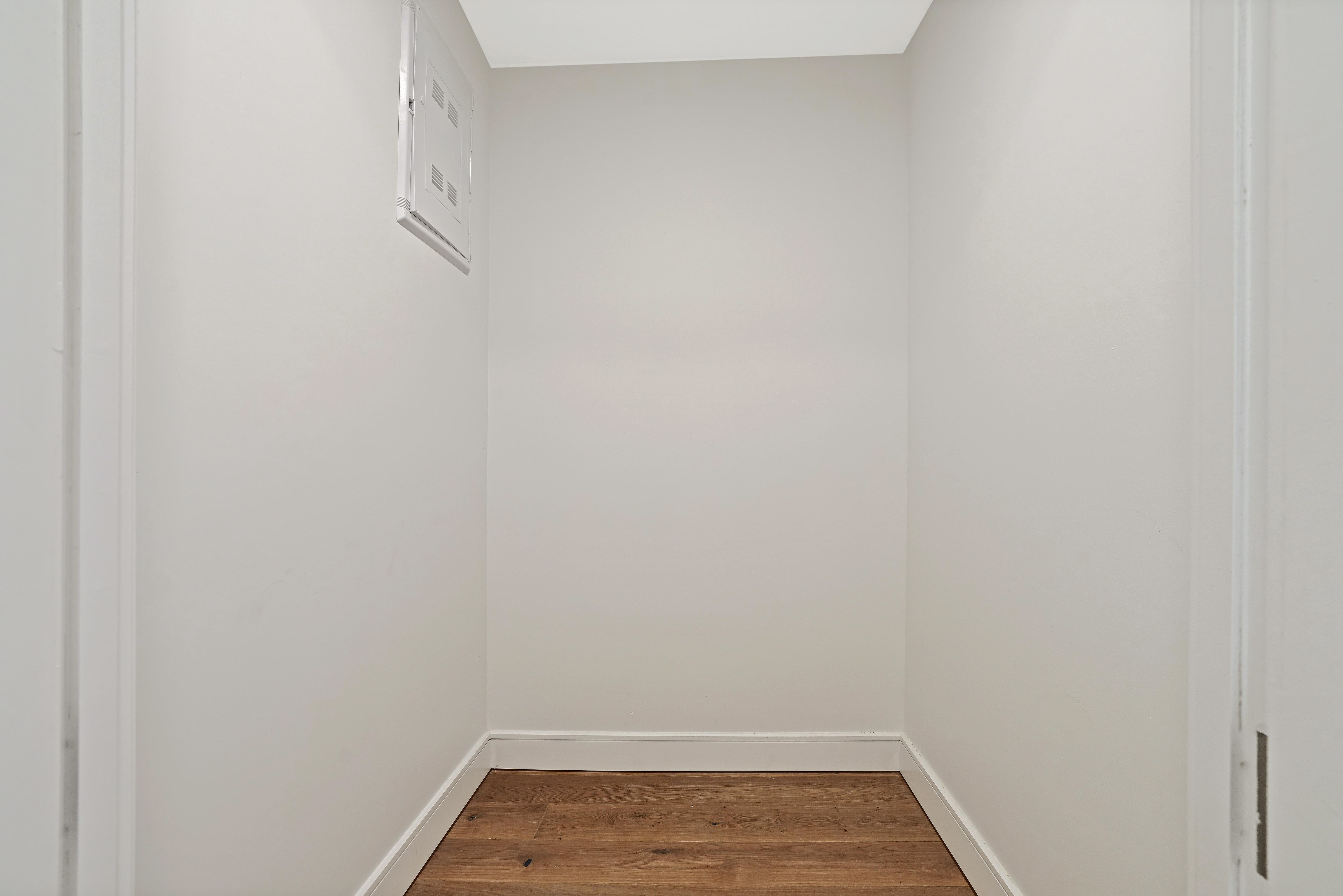  21-31 Shore Blvd. 3b, Queens, NY, 11105 - 物件實景