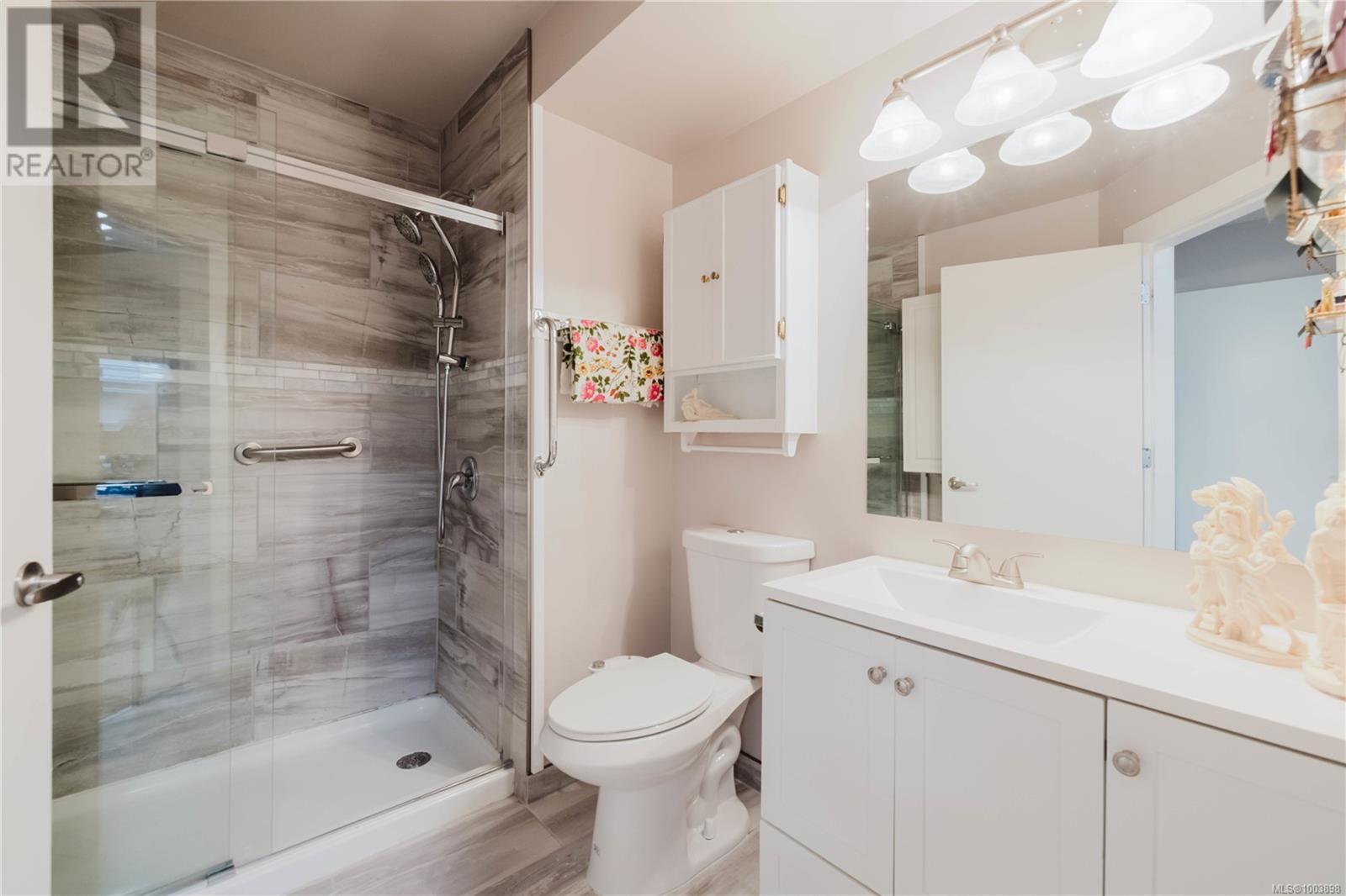 COLWOOD, British Columbia, V9B 5P8, CA, 2 Bedrooms Bedrooms, ,3 BathroomsBathrooms,Residential,For Sale,1913272
