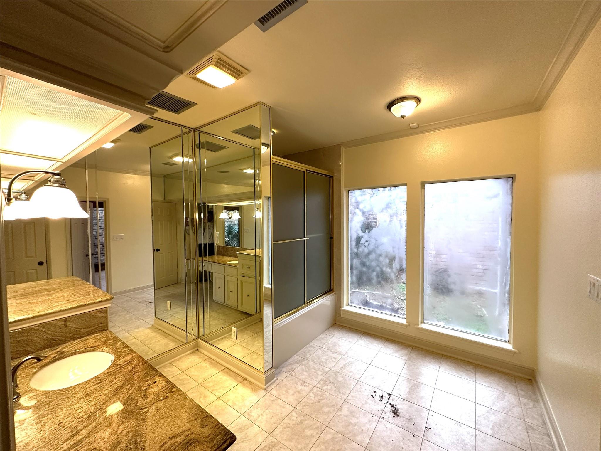 Spring, Texas, 77379, United States, 5 Bedrooms Bedrooms, ,6 BathroomsBathrooms,Residential,For Sale,2033242