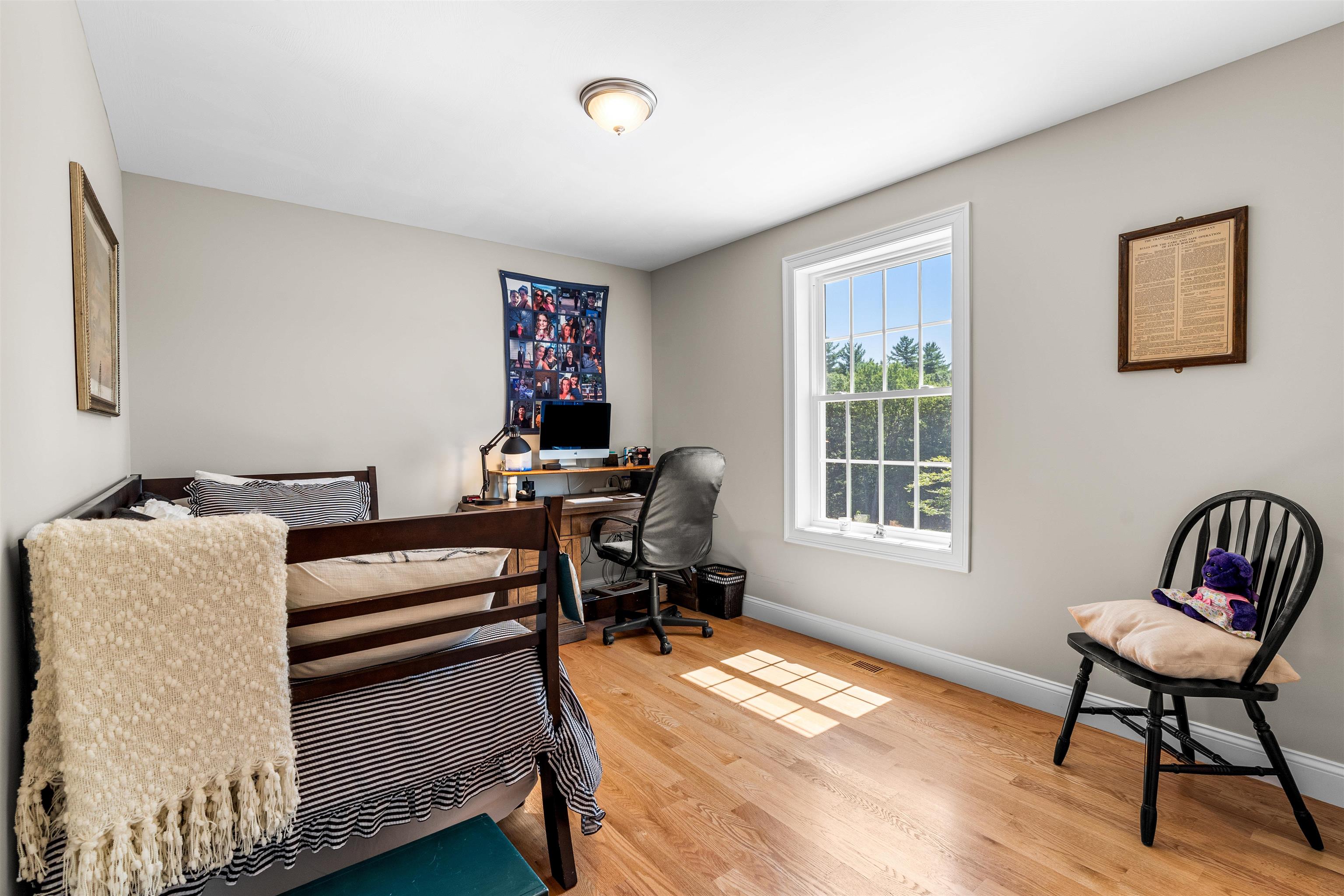 Candia, New Hampshire, 03034, United States, 2 Bedrooms Bedrooms, ,3 BathroomsBathrooms,Residential,For Sale,1918518