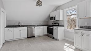 Providence, Rhode Island, 02906, United States, 6 Bedrooms Bedrooms, ,3 BathroomsBathrooms,Residential,For Sale,1915175