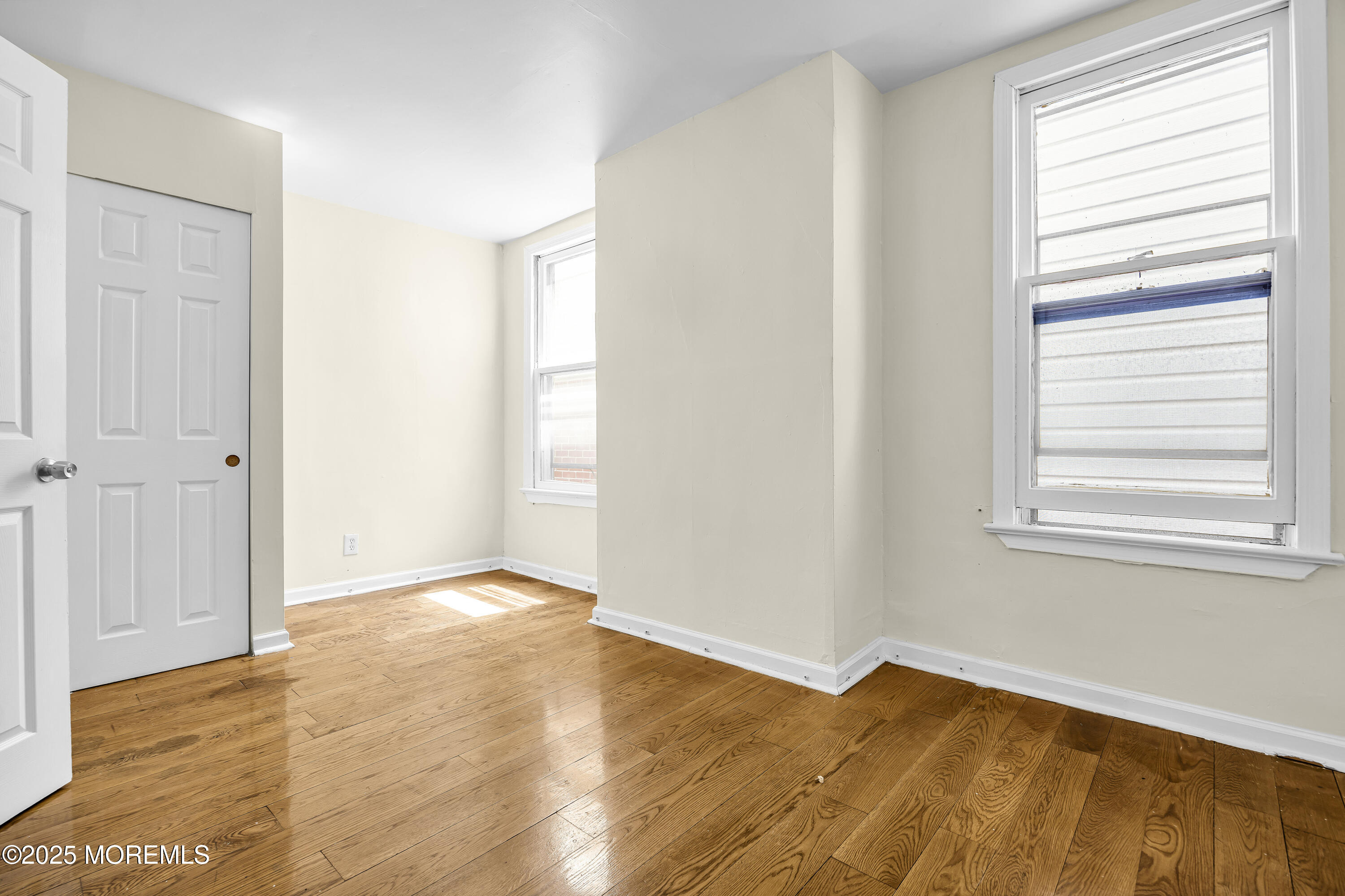 Newark, New Jersey, 07104, United States, 7 Bedrooms Bedrooms, ,3 BathroomsBathrooms,Residential,For Sale,1915900
