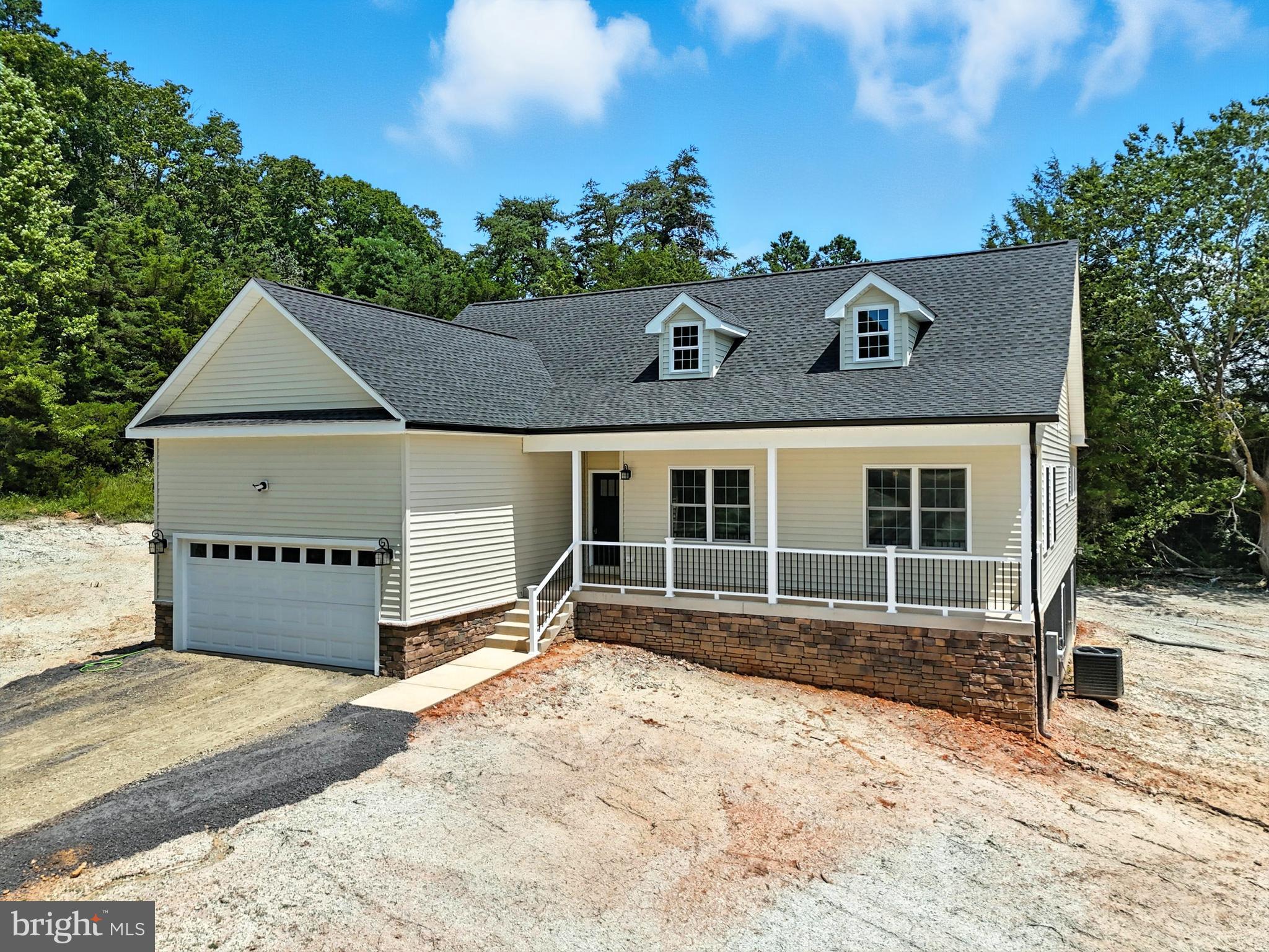Culpeper, Virginia, 22701, United States, 3 Bedrooms Bedrooms, ,2 BathroomsBathrooms,Residential,For Sale,1944856