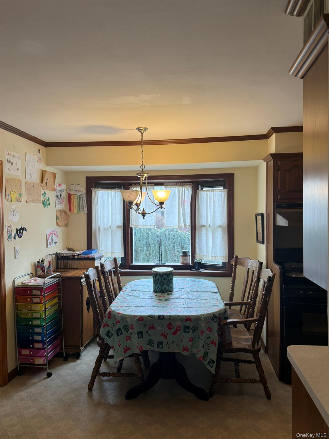 Levittown, New York, 11756, United States, 4 Bedrooms Bedrooms, ,2 BathroomsBathrooms,Residential,For Sale,2008585