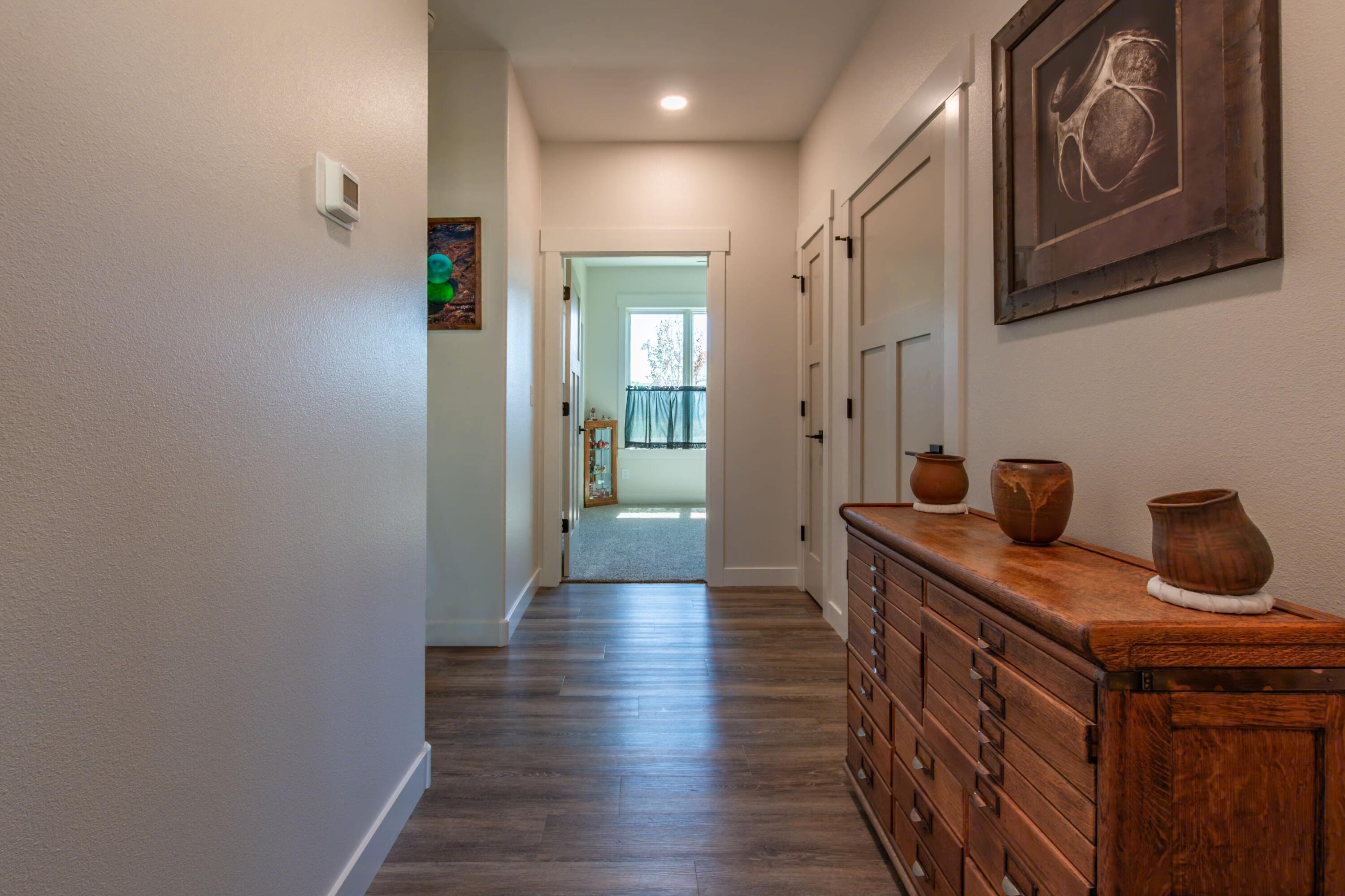 Sheridan, Wyoming, 82801, United States, 3 Bedrooms Bedrooms, ,3 BathroomsBathrooms,Residential,For Sale,2007537