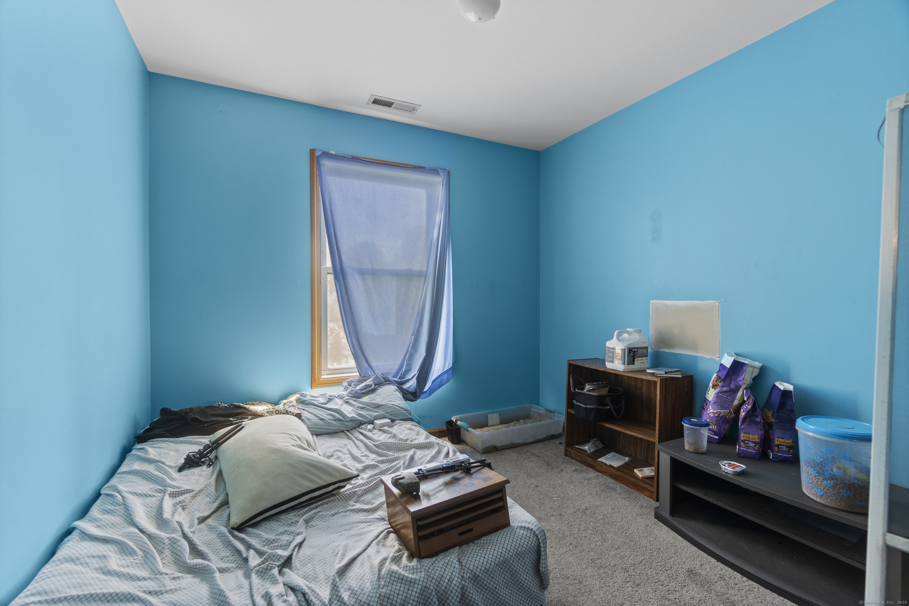 Woodbury, Connecticut, 06798, United States, 6 Bedrooms Bedrooms, ,3 BathroomsBathrooms,Residential,For Sale,1940915
