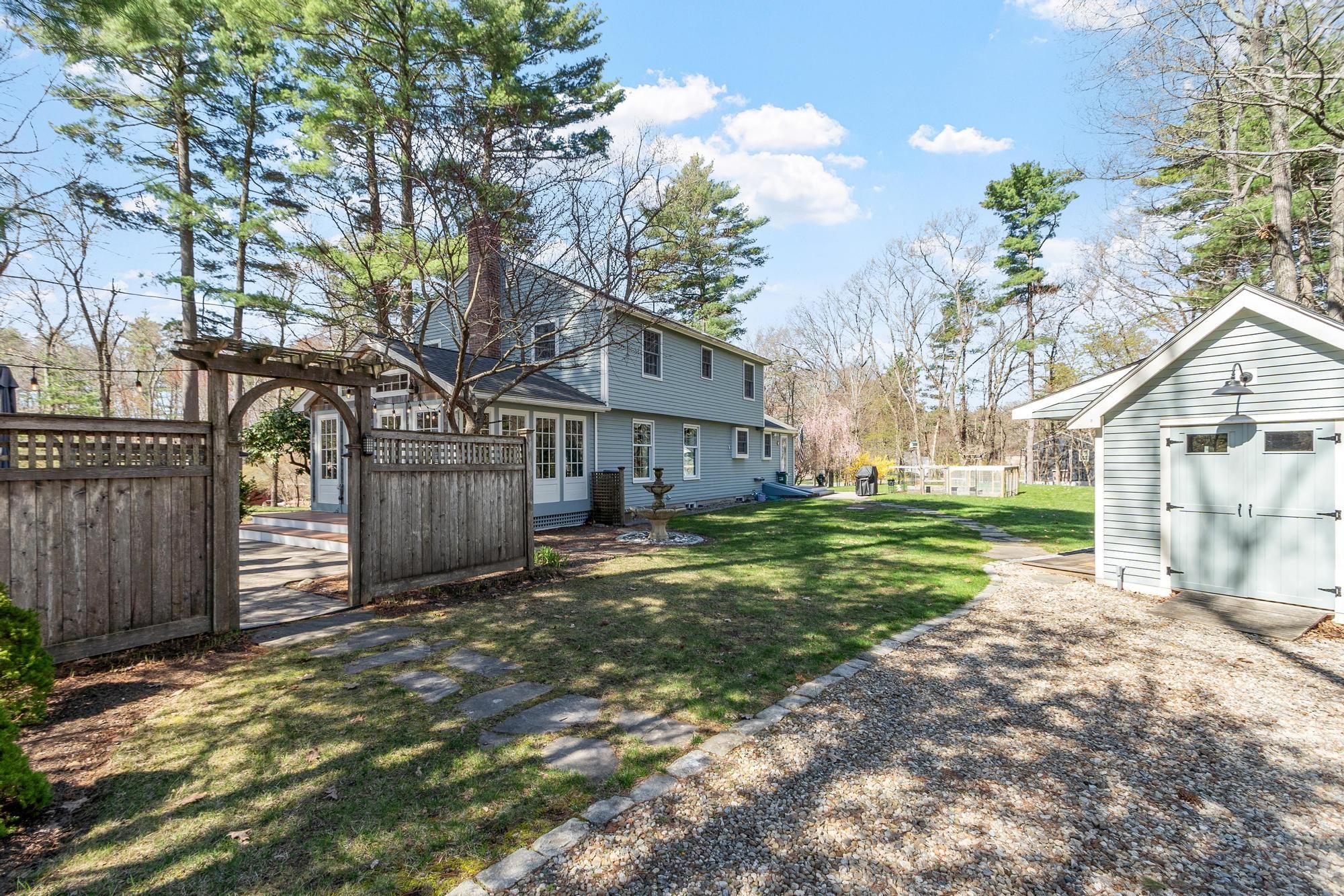  4 White Pine Drive, Georgetown, MA, 01833 - 物件實景