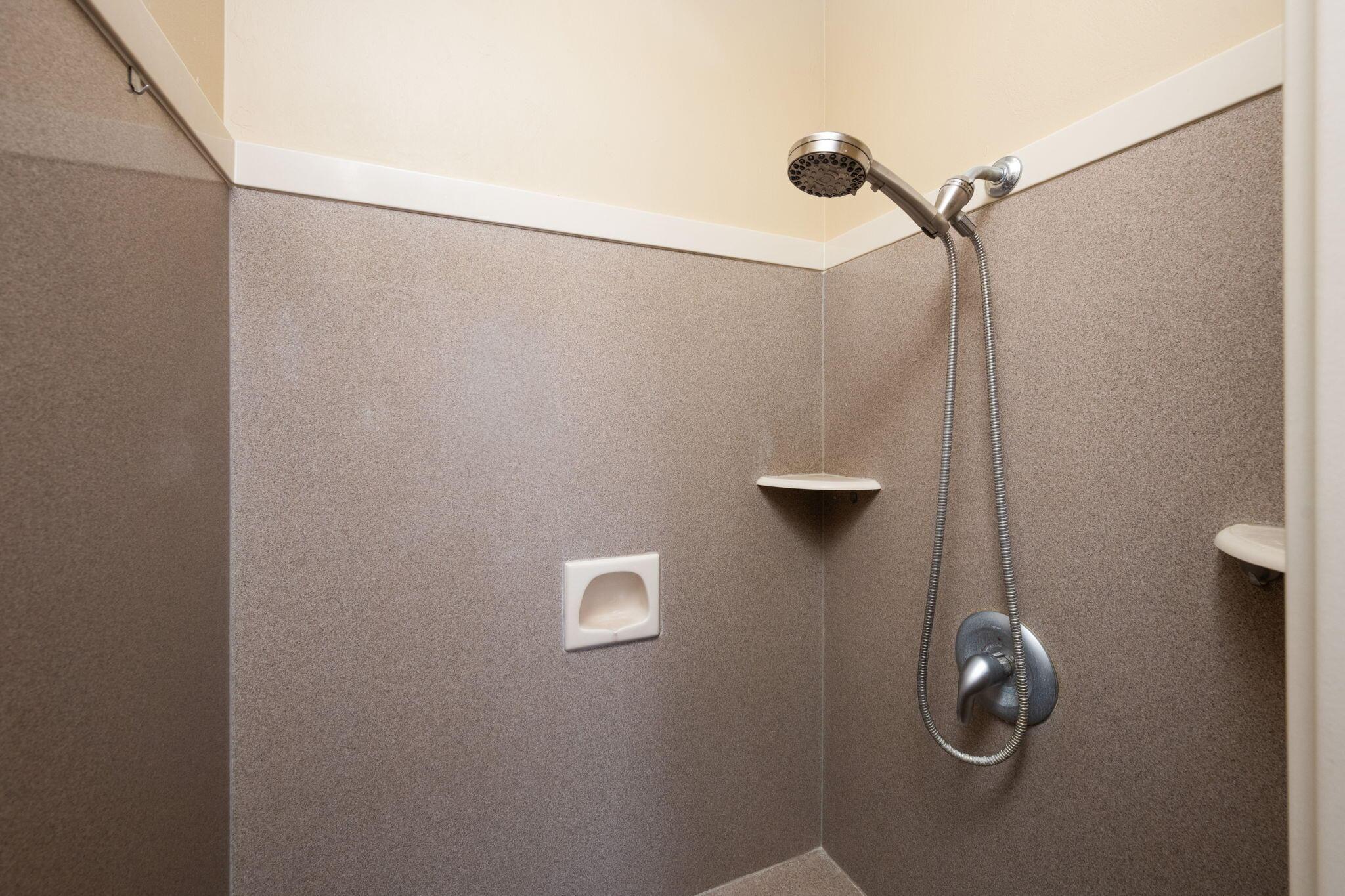 St George, Utah, 84790, United States, 3 Bedrooms Bedrooms, ,2 BathroomsBathrooms,Residential,For Sale,1878970