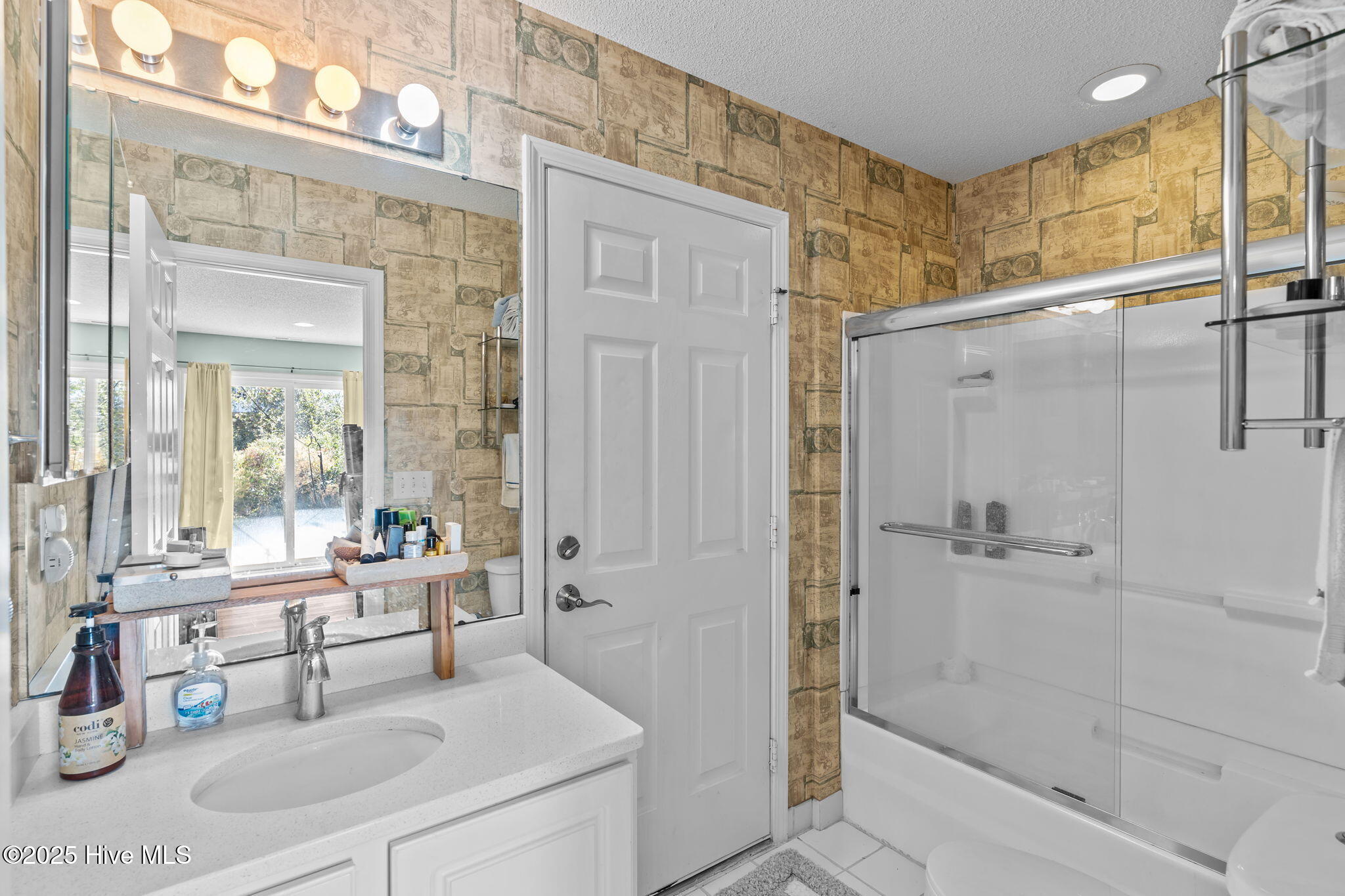 Kure Beach, North Carolina, 28449, United States, 3 Bedrooms Bedrooms, ,3 BathroomsBathrooms,Residential,For Sale,2001230