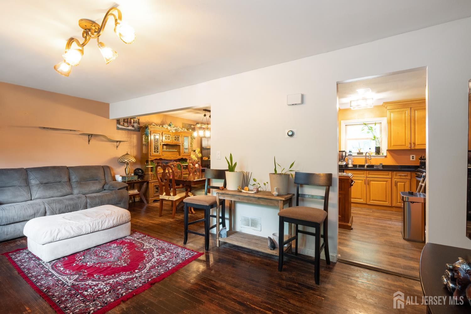 North Brunswick, New Jersey, 08902, United States, 4 Bedrooms Bedrooms, ,3 BathroomsBathrooms,Residential,For Sale,1979106