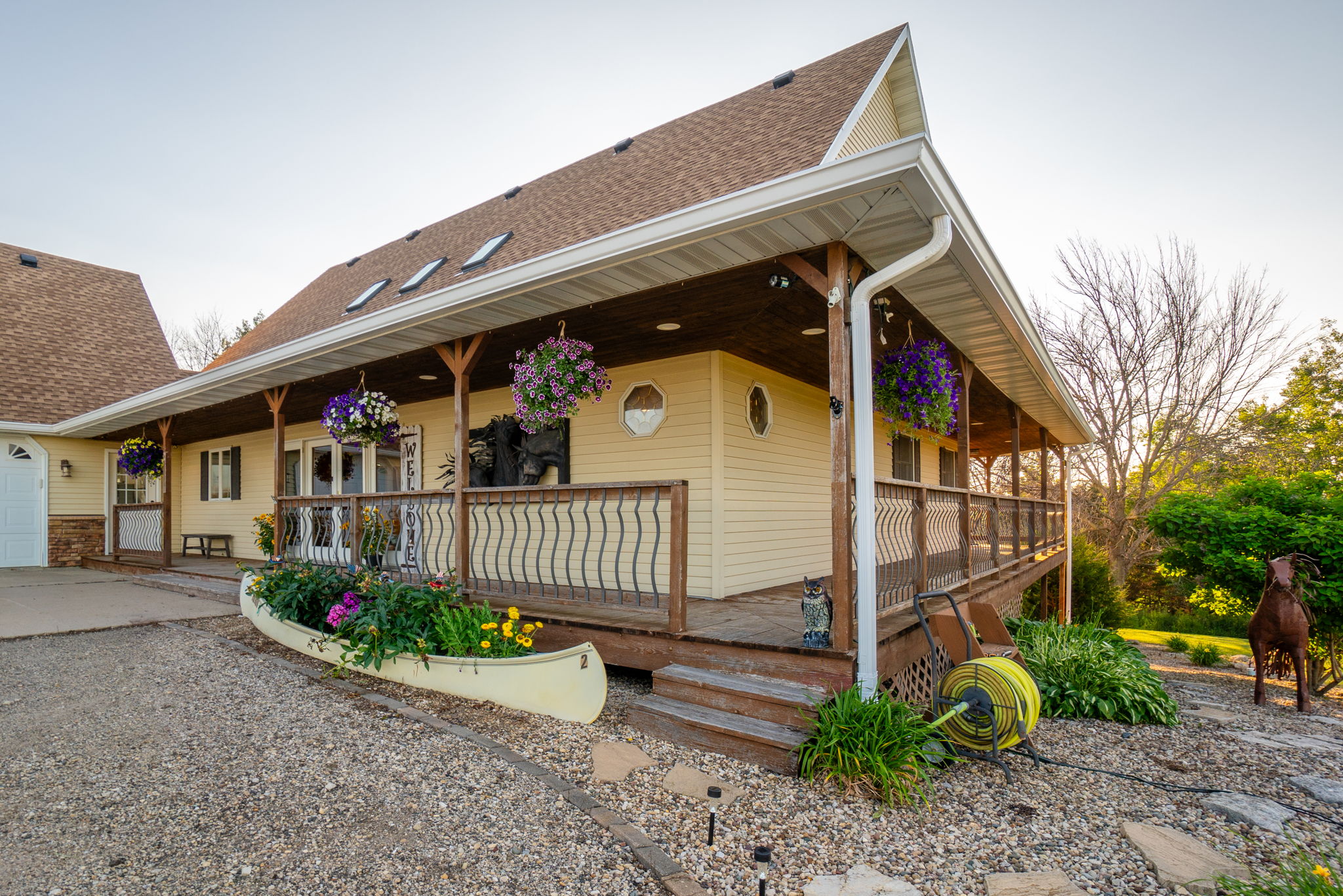 Mitchell, Iowa, 50461, United States, 4 Bedrooms Bedrooms, ,4 BathroomsBathrooms,Residential,For Sale,1923505