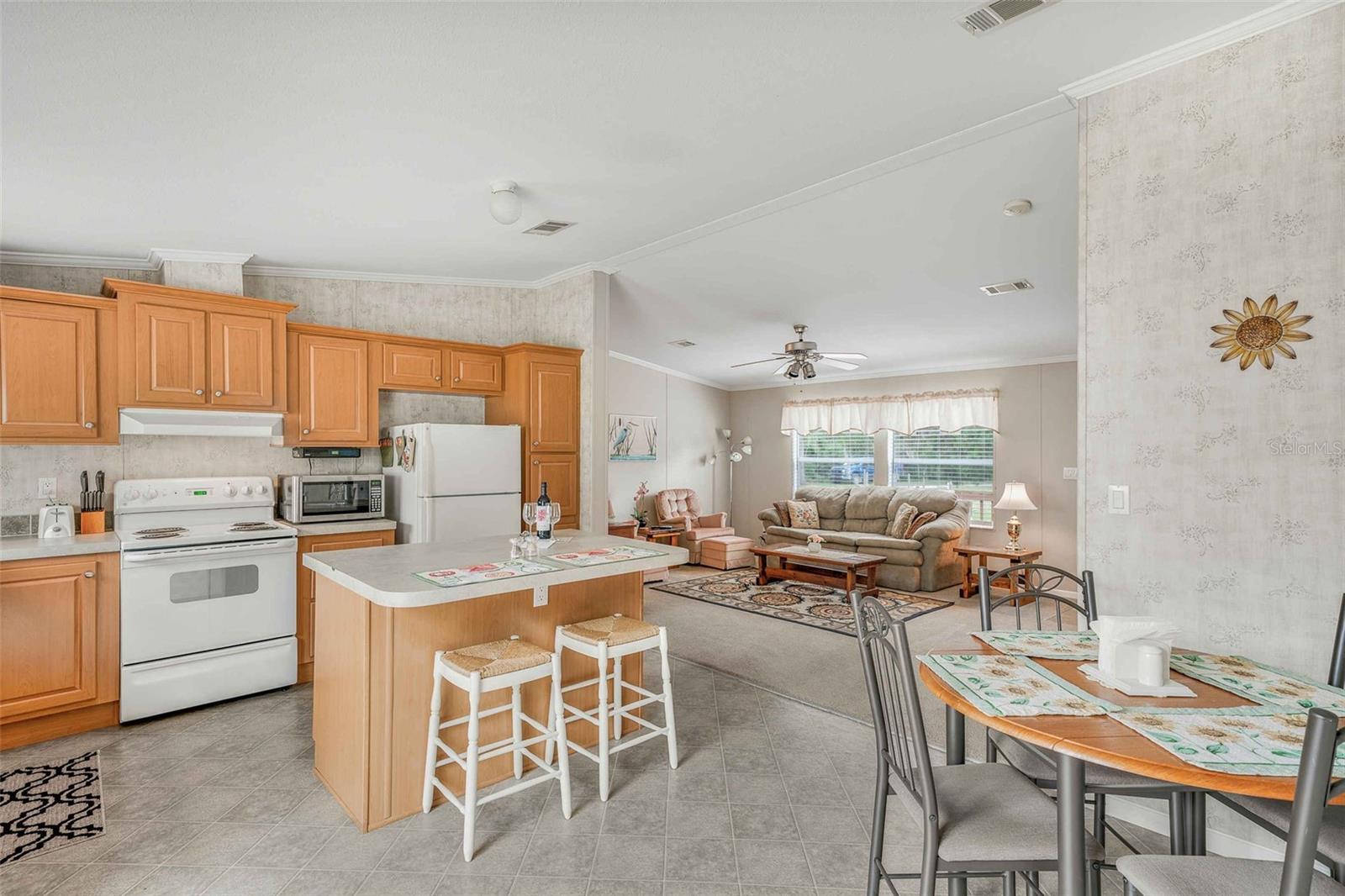 DUNNELLON, Florida, 34431, United States, 15 Bedrooms Bedrooms, ,10 BathroomsBathrooms,Residential,For Sale,1829538
