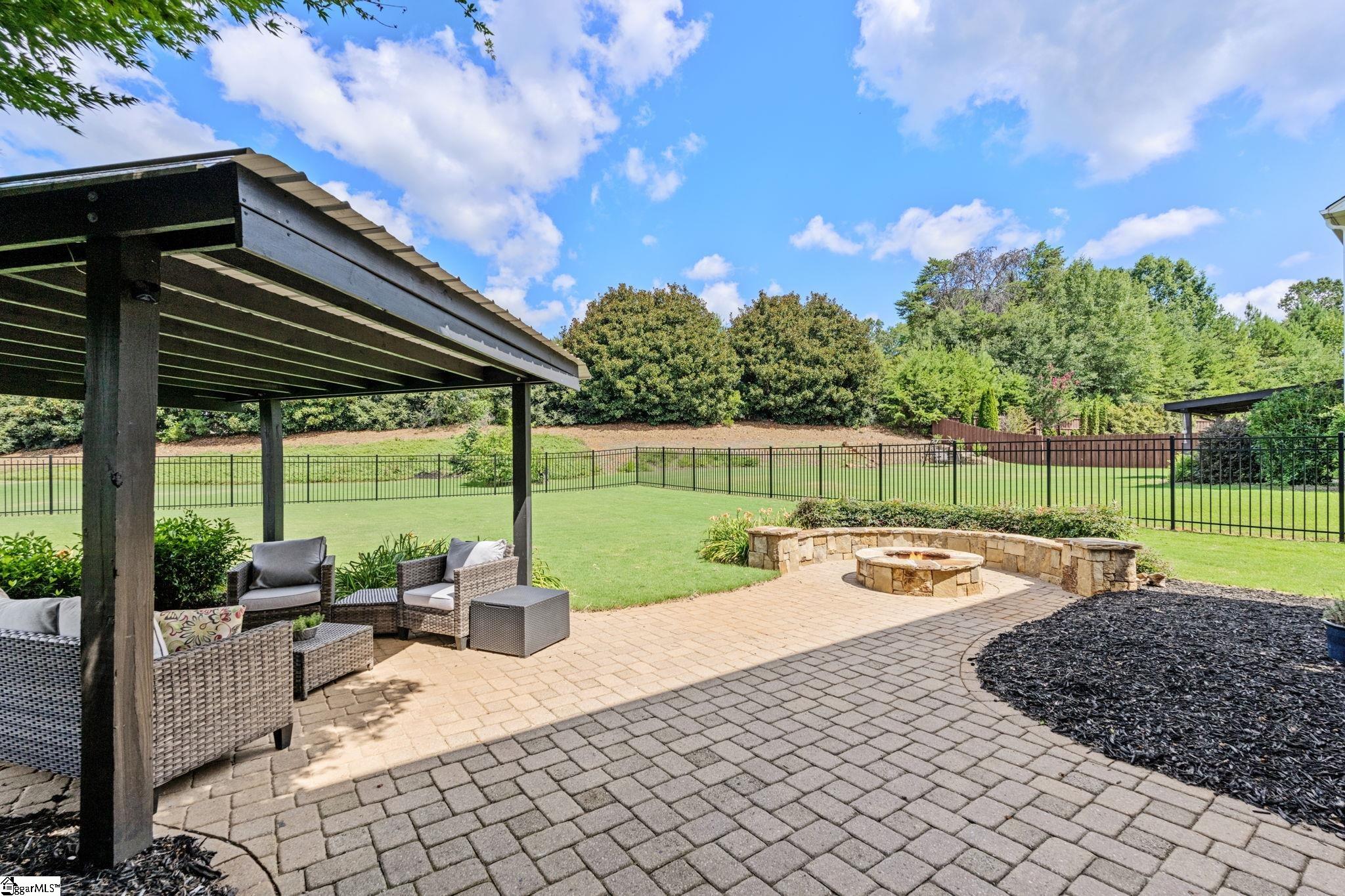 Greenville, South Carolina, 29609, United States, 4 Bedrooms Bedrooms, ,3 BathroomsBathrooms,Residential,For Sale,1907277